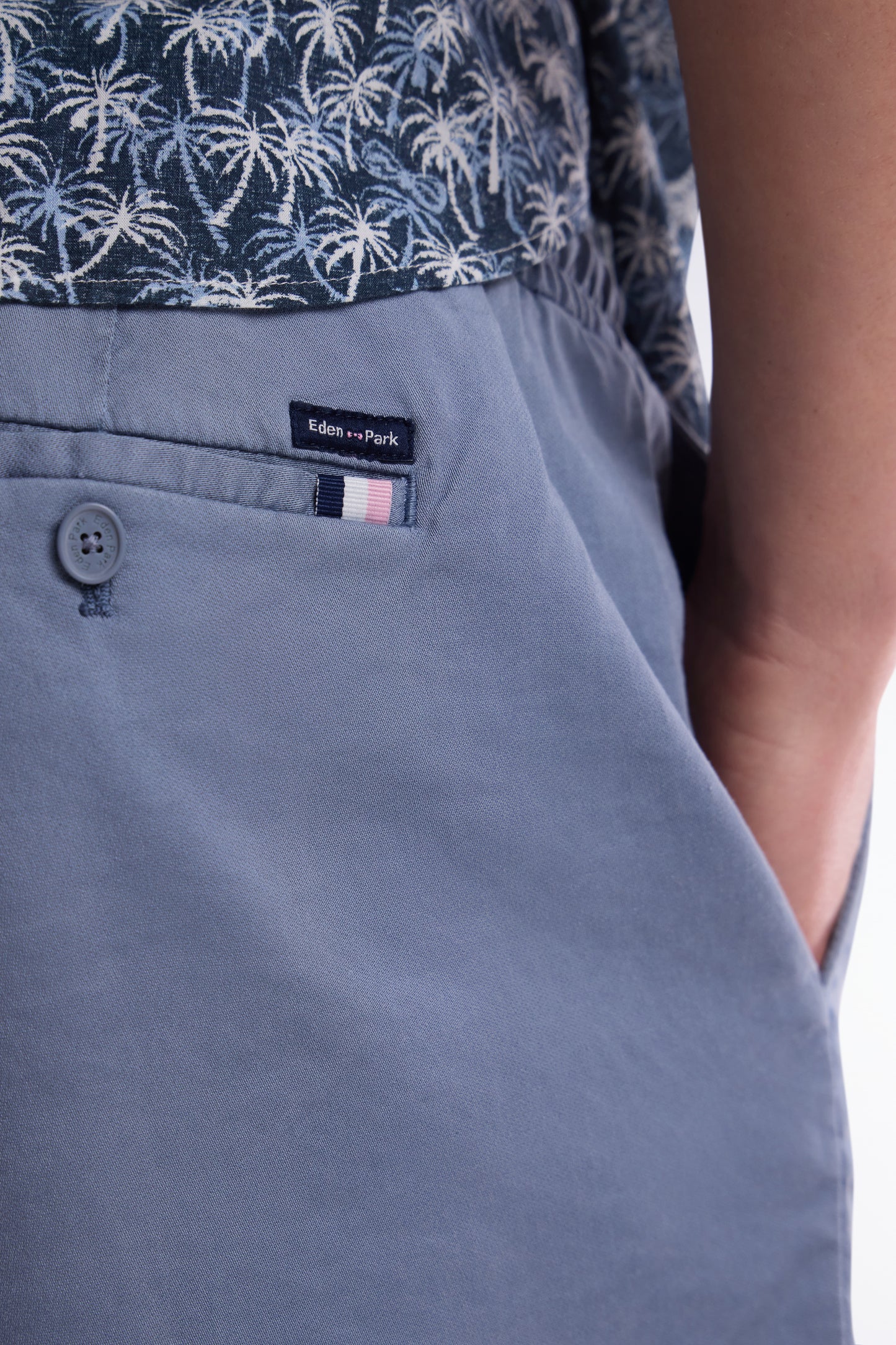 Elasticated waistband grey Bermuda shorts in lyocell and stretch cotton