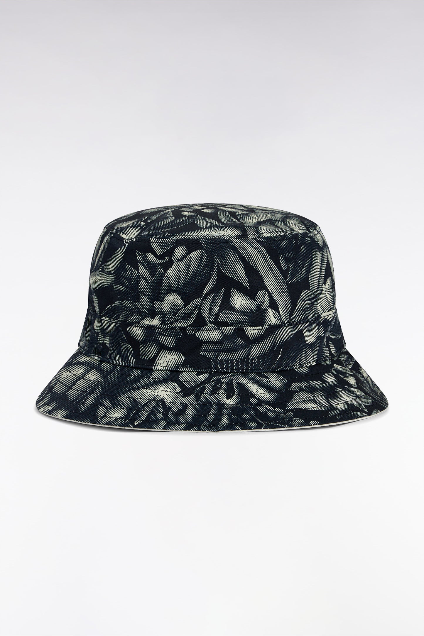 Reversible bucket hat with navy palm print