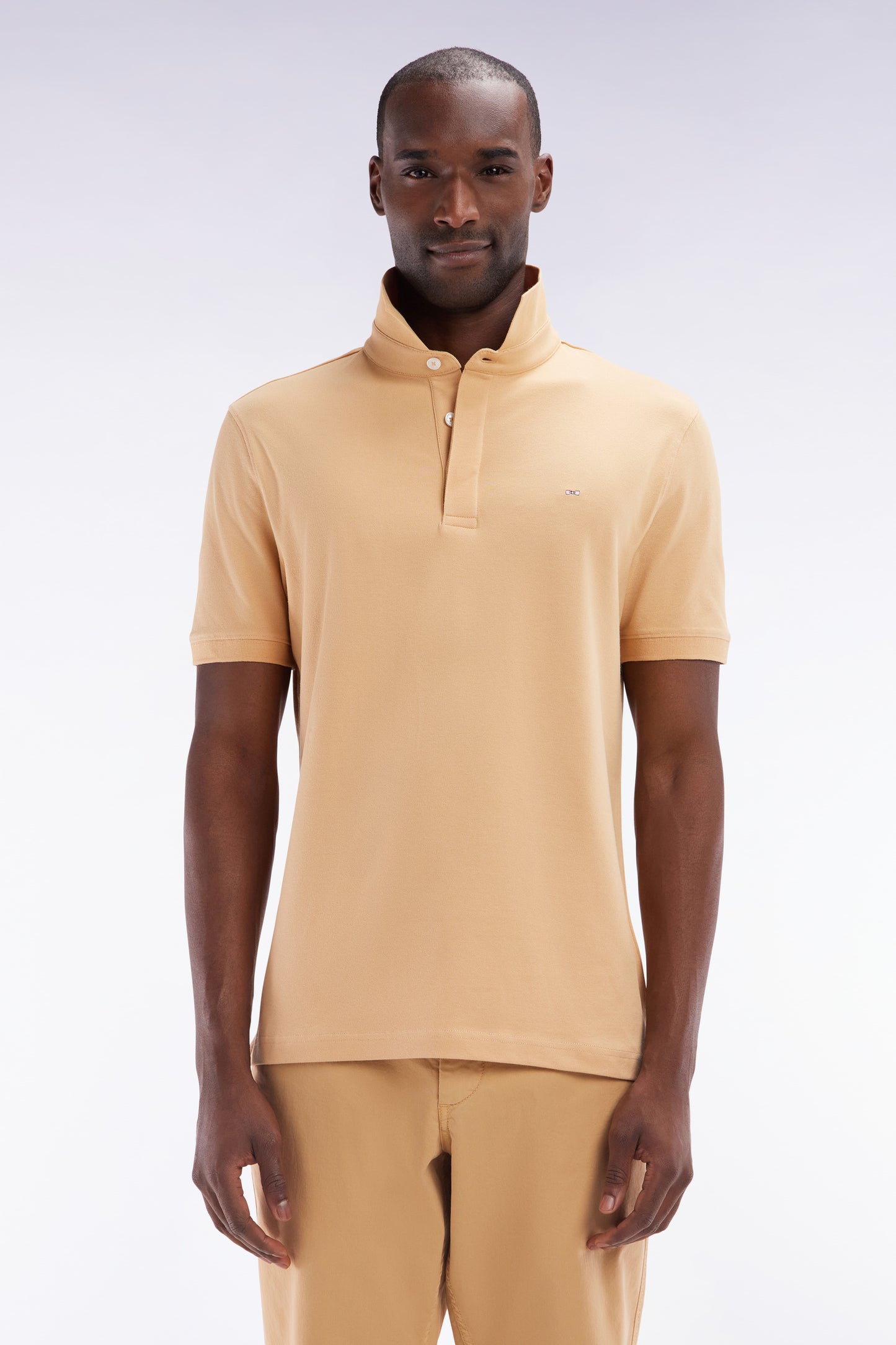 Slim-fit short-sleeved polo shirt in camel stretch cotton piqué