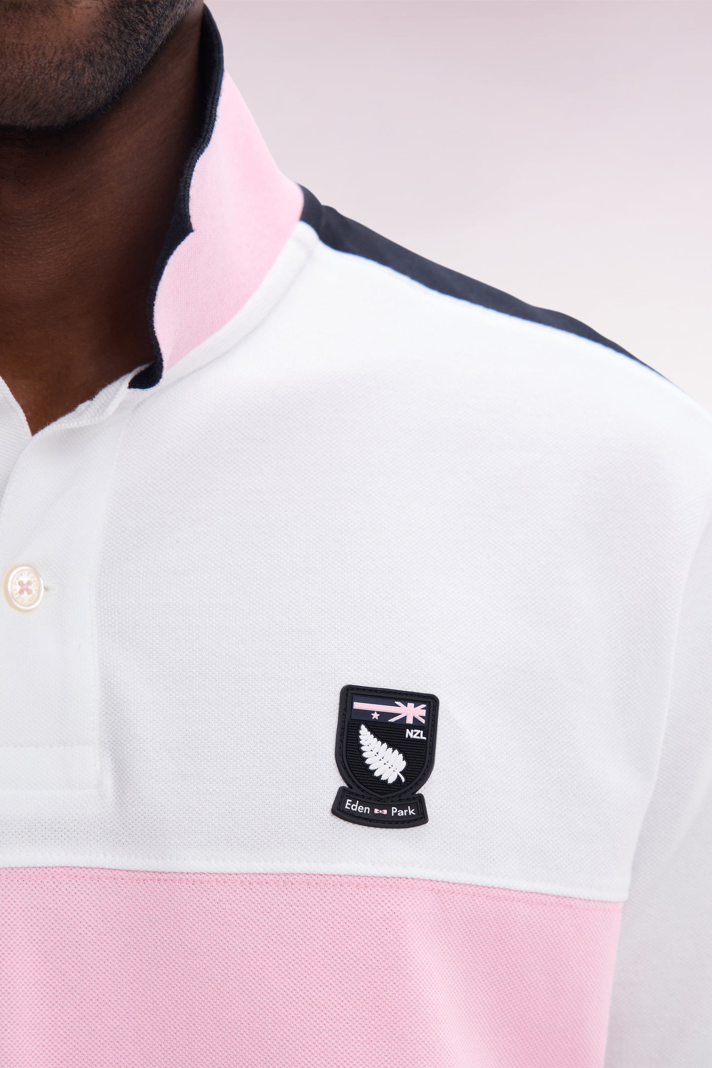 Relaxed-fit New Zealand short-sleeved polo shirt in white cotton