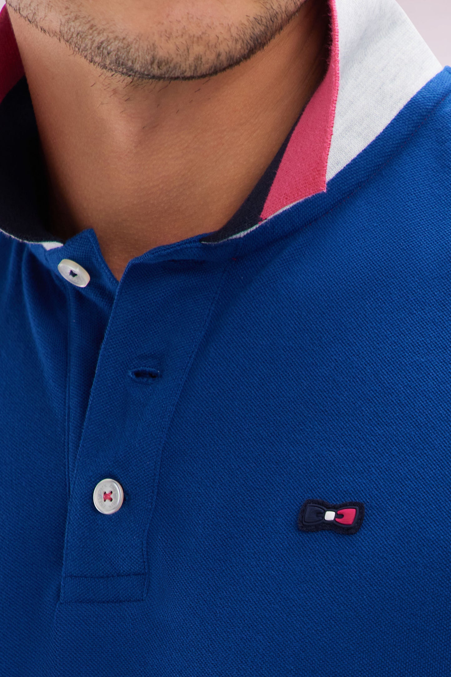 Straight-fit short-sleeved polo shirt in blue cotton with two-tone Eden Park jacquard collar