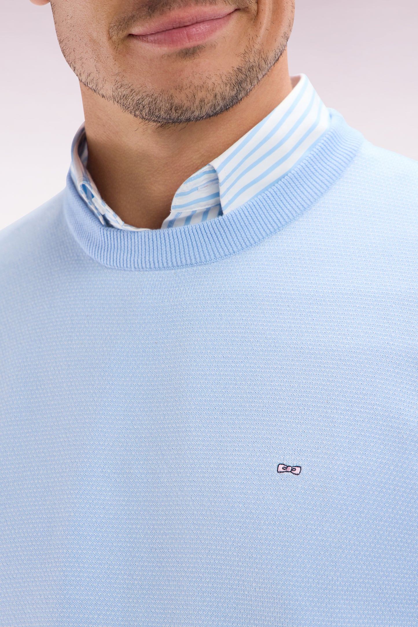 Straight-fit round neck cotton jumper in sky blue cotton