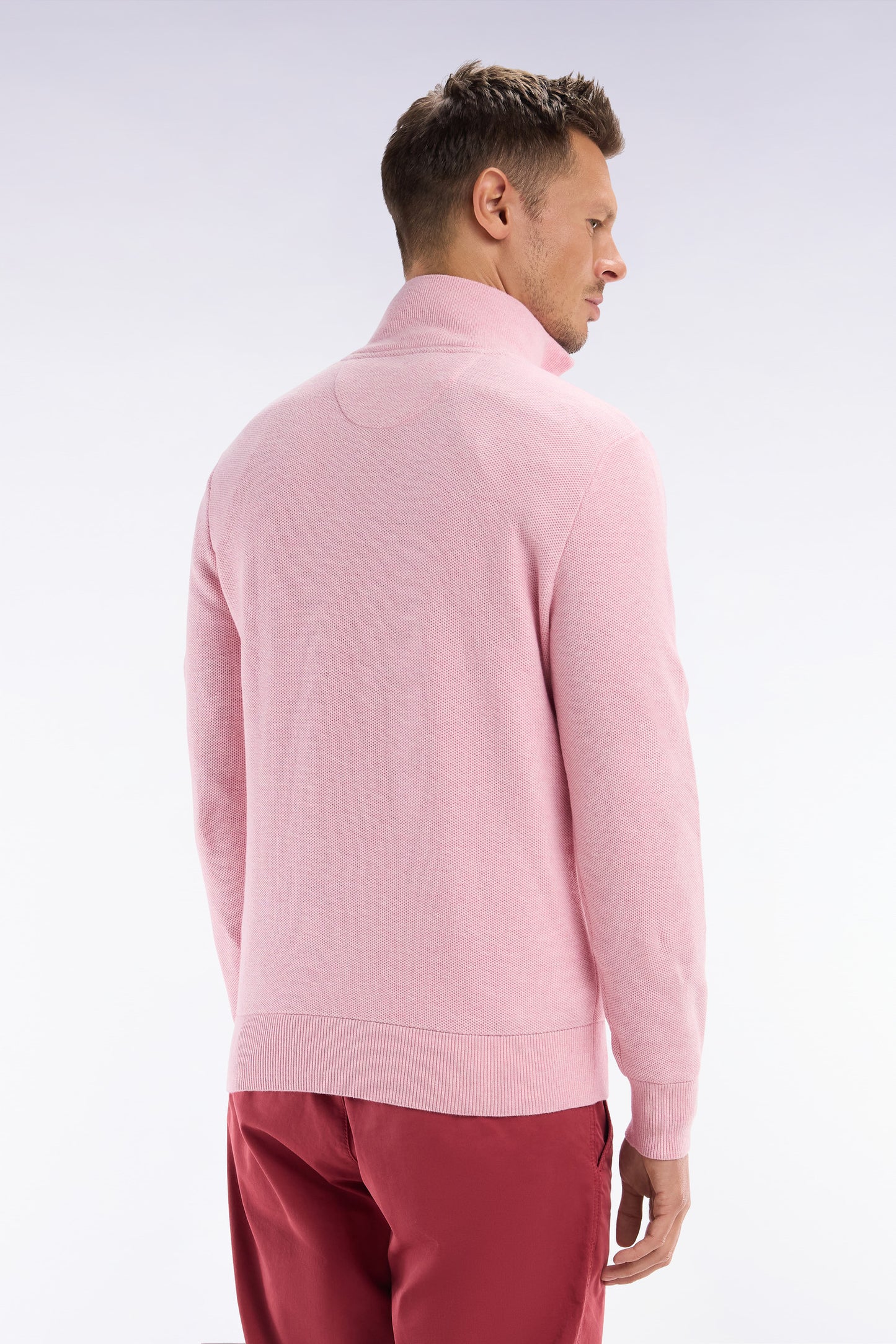 Straight-fit pink honeycomb cotton trucker collar jumper