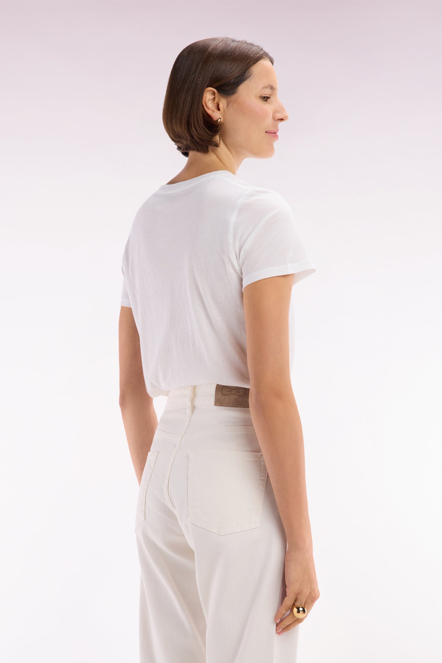 Round-neck T-shirt in lightweight white Pima cotton jersey, straight cut