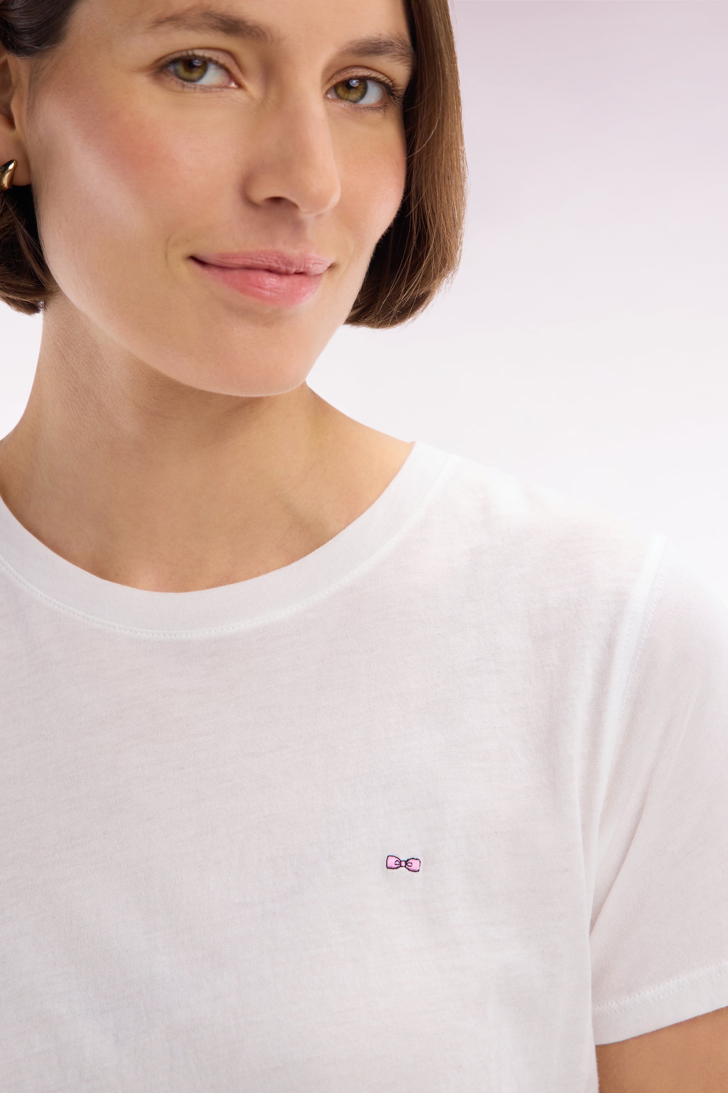 Round-neck T-shirt in lightweight white Pima cotton jersey, straight cut