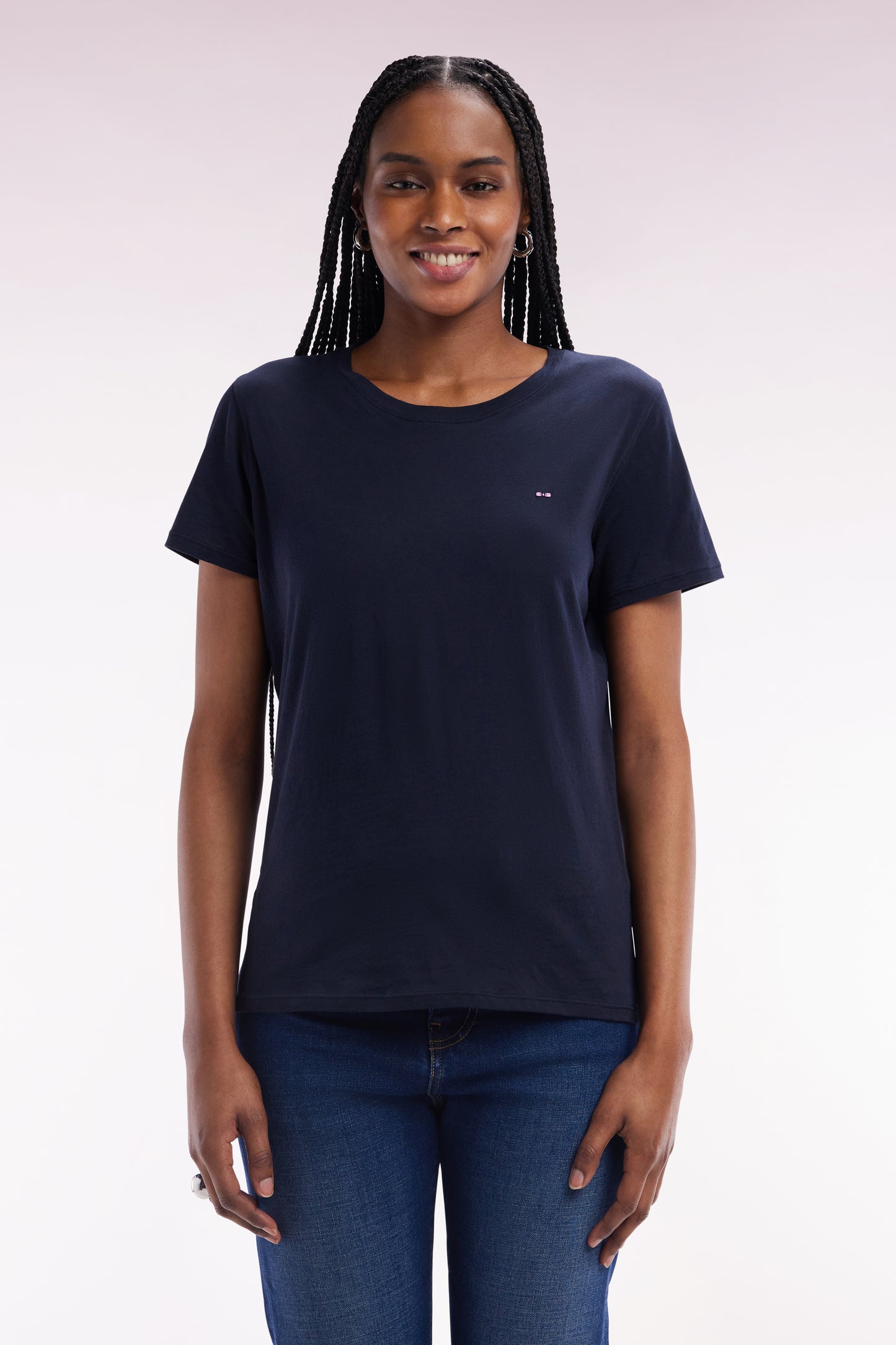 Round-neck T-shirt in lightweight navy Pima cotton jersey, straight cut