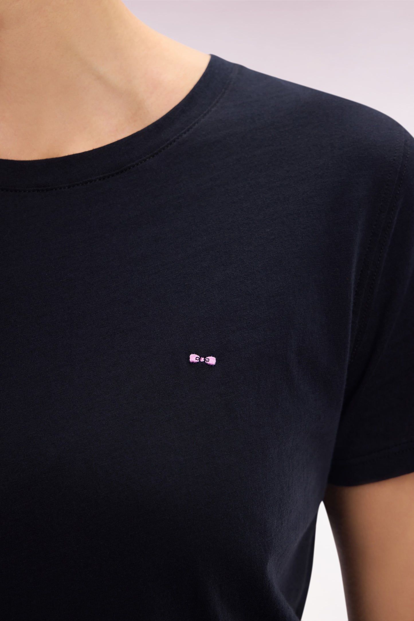 Round-neck T-shirt in black lightweight Pima cotton jersey, straight cut