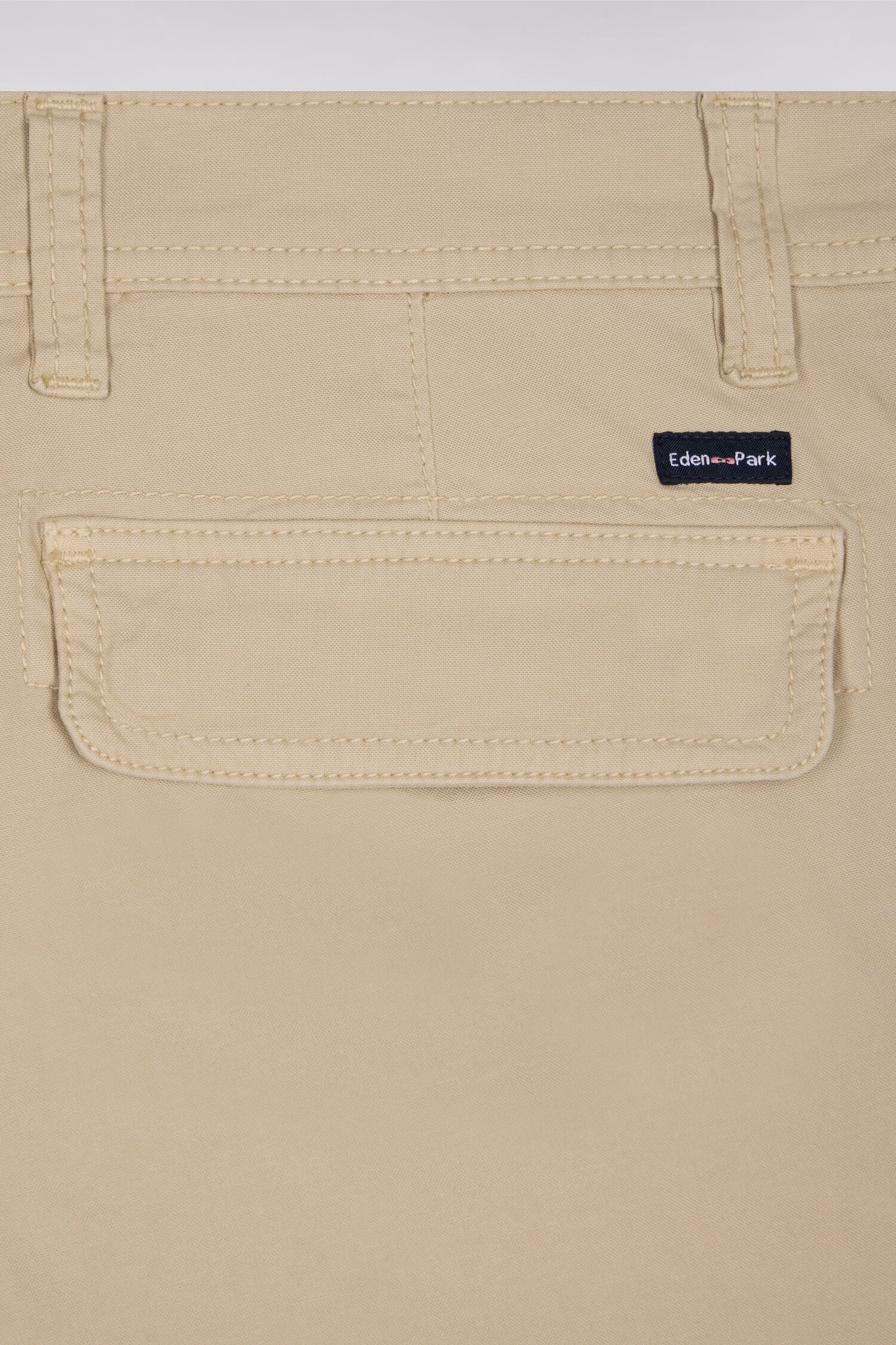 Beige cotton cargo Bermuda shorts