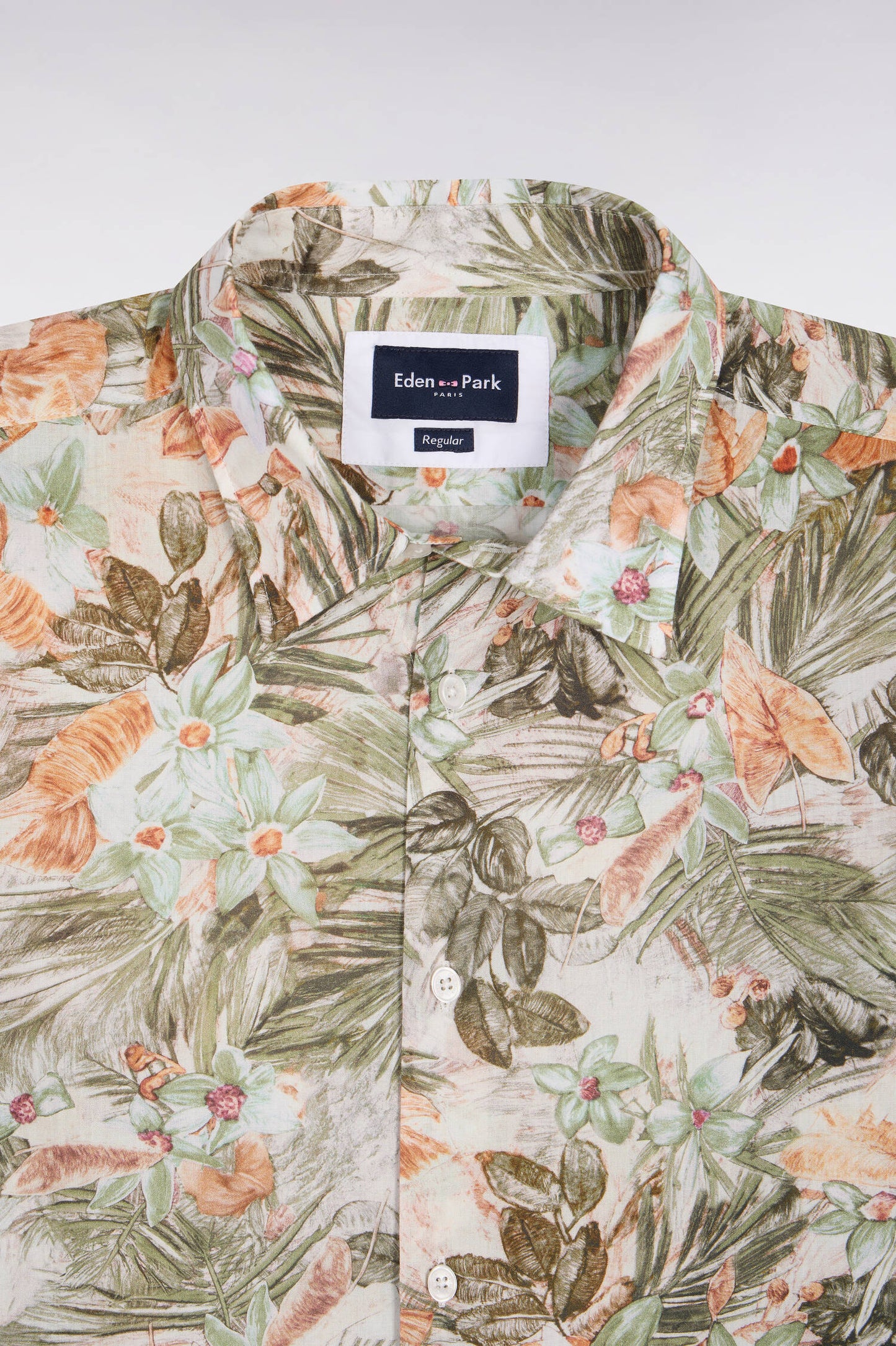 Regular fit beige cotton poplin shirt with plant print