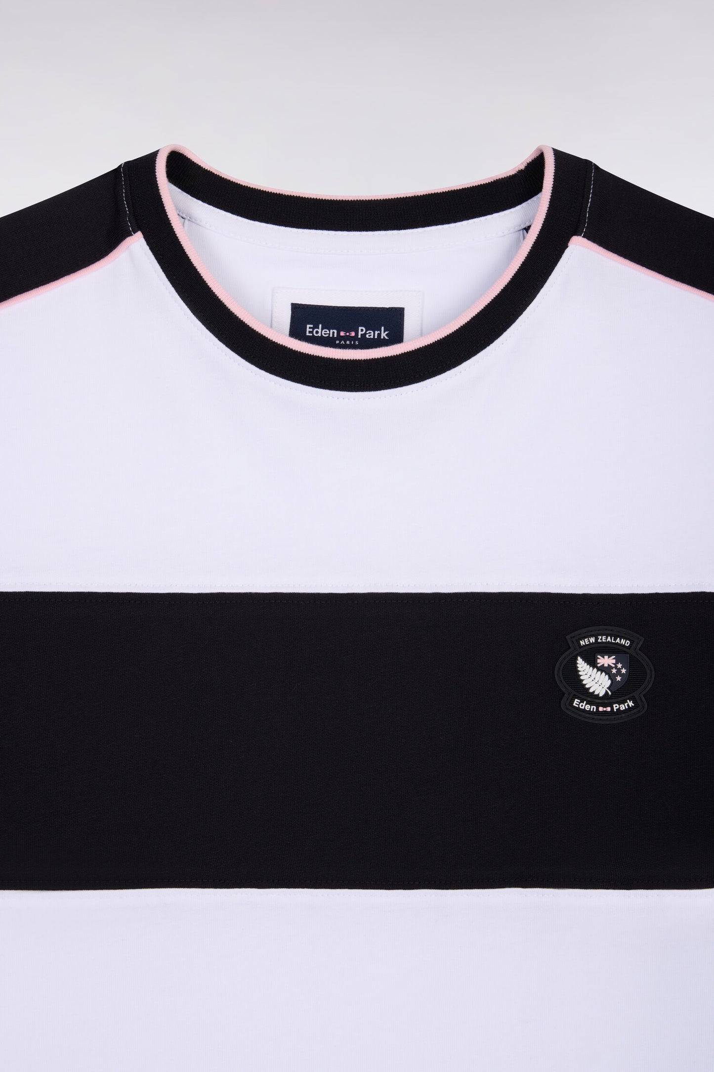 New Zealand short-sleeved T-shirt in white cotton with cutouts, regular fit
