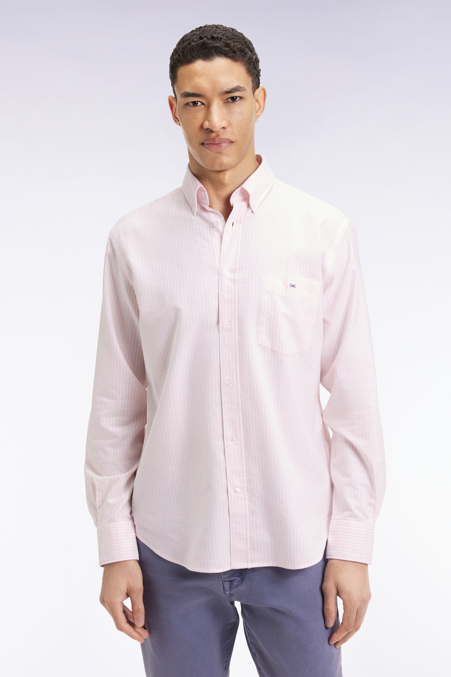 Chemise en popeline de coton rayée rose coupe droite