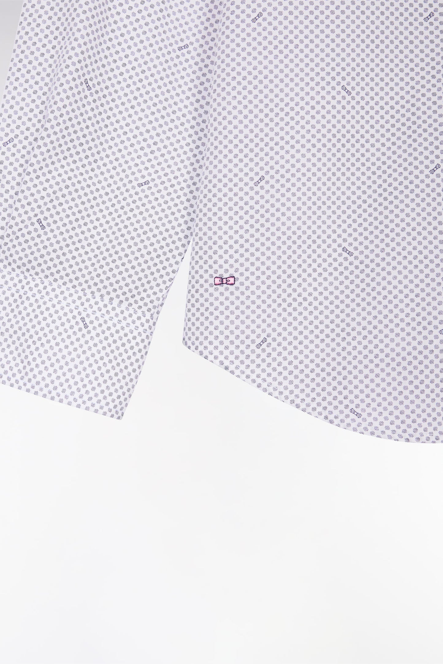 Slim-fit shirt in cotton poplin with navy micropatterns