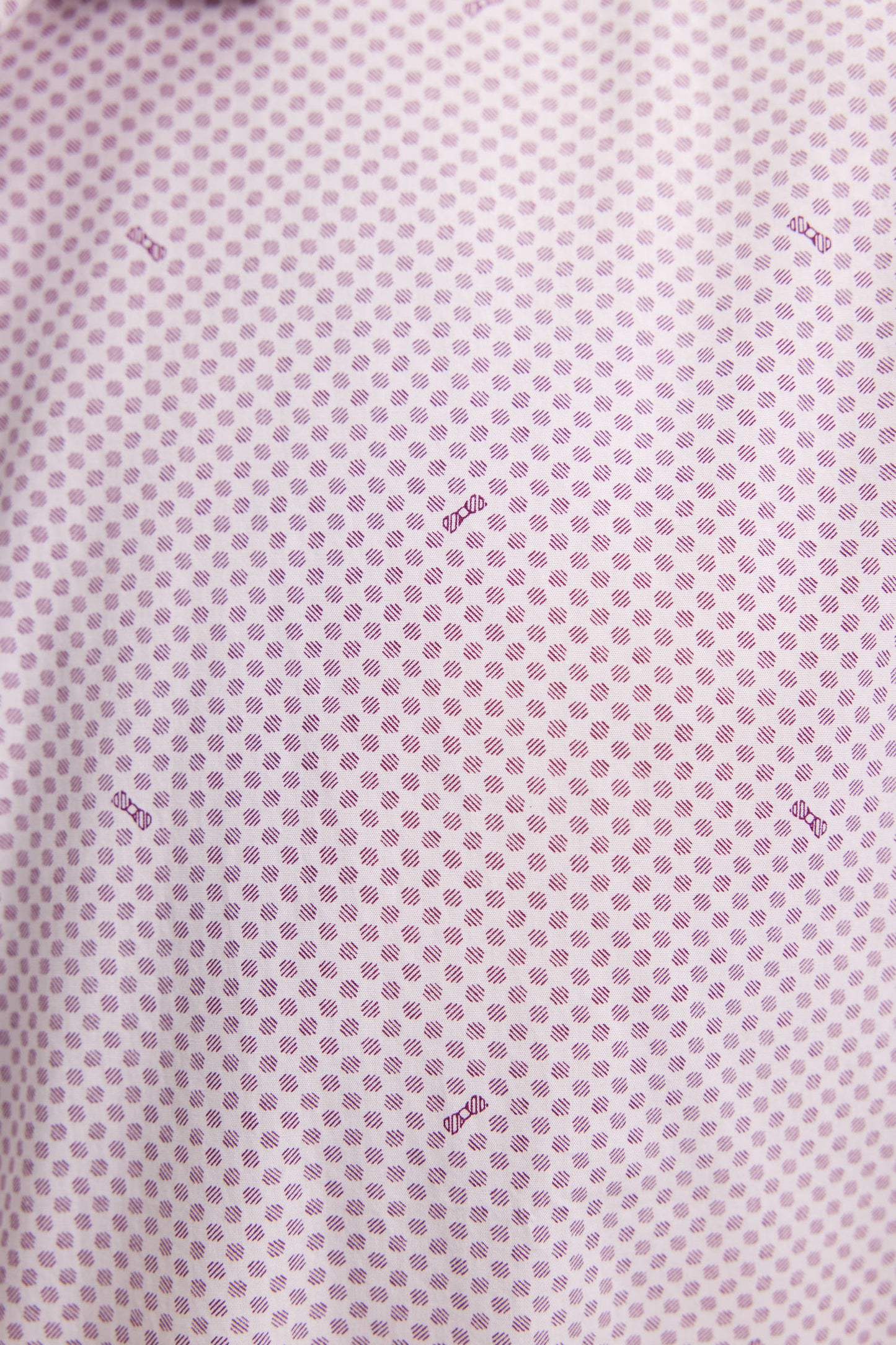 Cotton poplin shirt with burgundy micropatterns, slim fit
