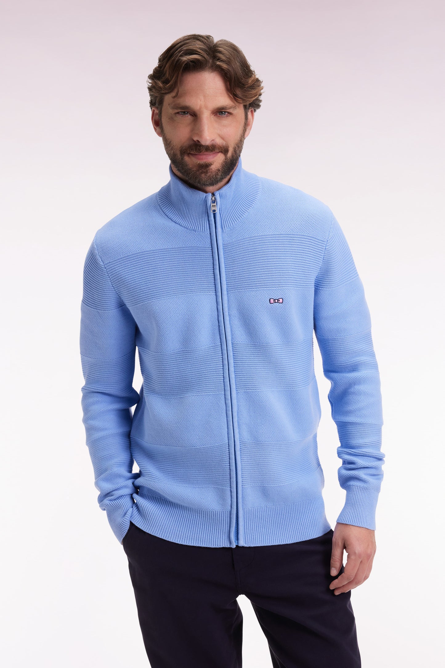 Zip-up cardigan in sky cotton honeycomb, straight cut