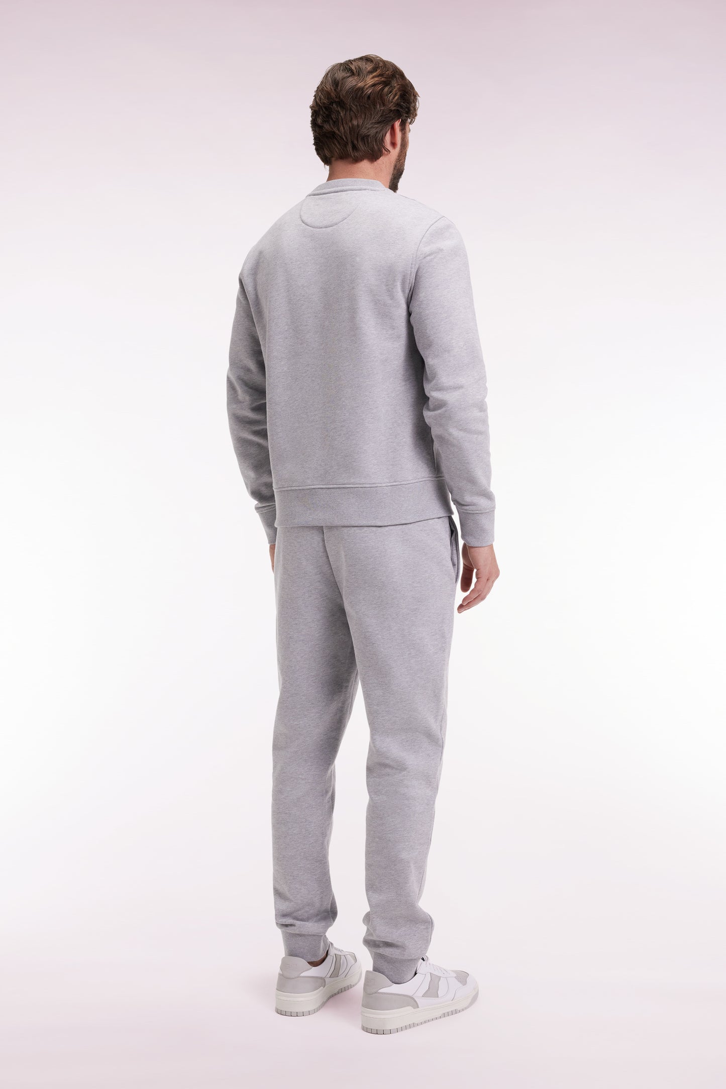 Grey brushed fleece jogging suit, straight cut