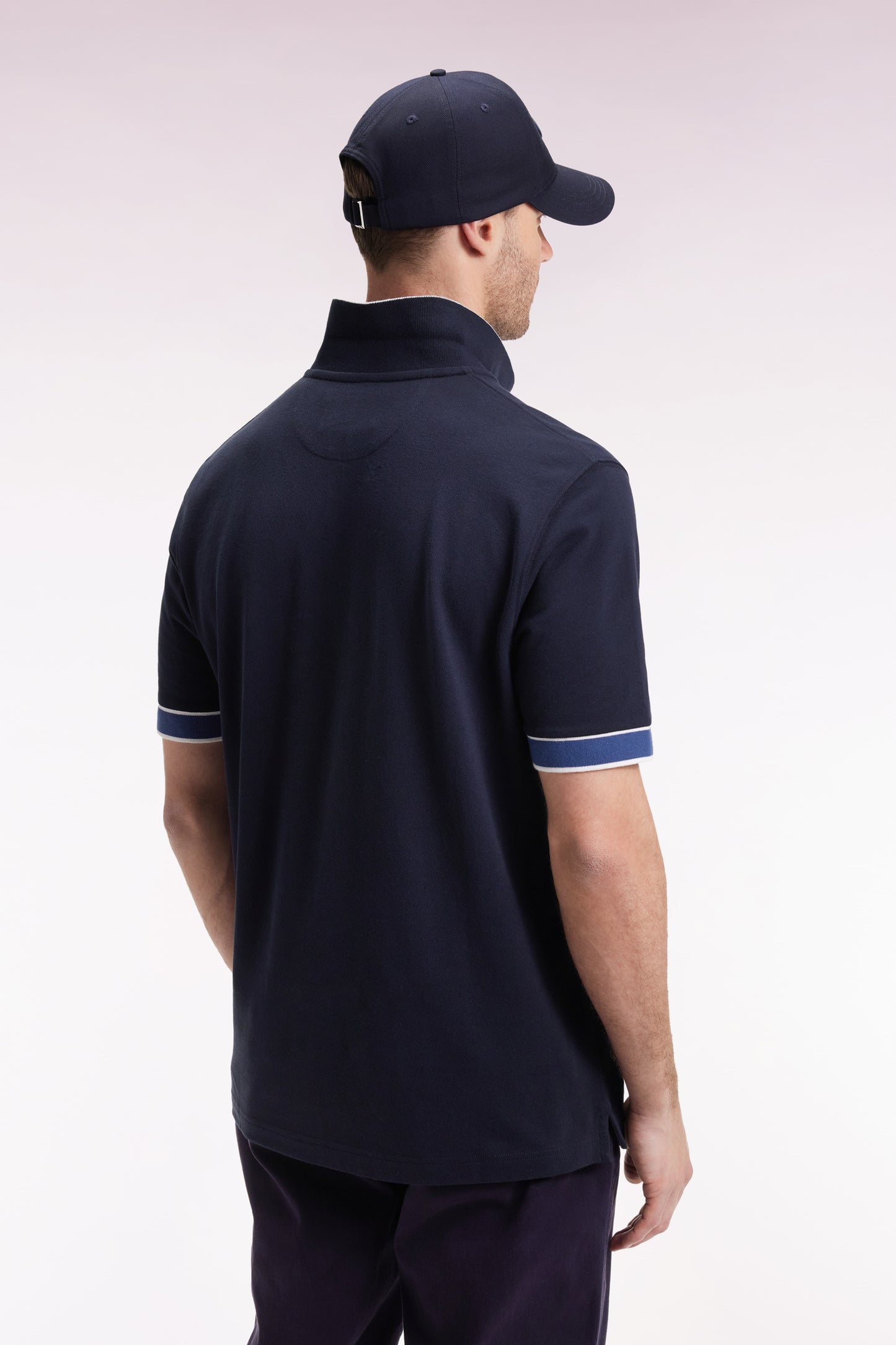 Short-sleeved navy cotton polo shirt, loose fit