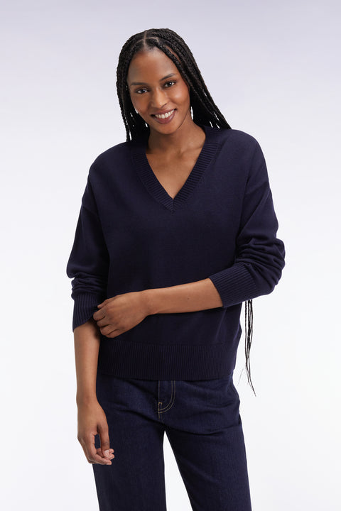 Relaxed fit V-neck sweater in wool and navy cotton - Image 3