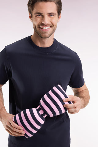 Short-sleeved navy cotton T-shirt with logo