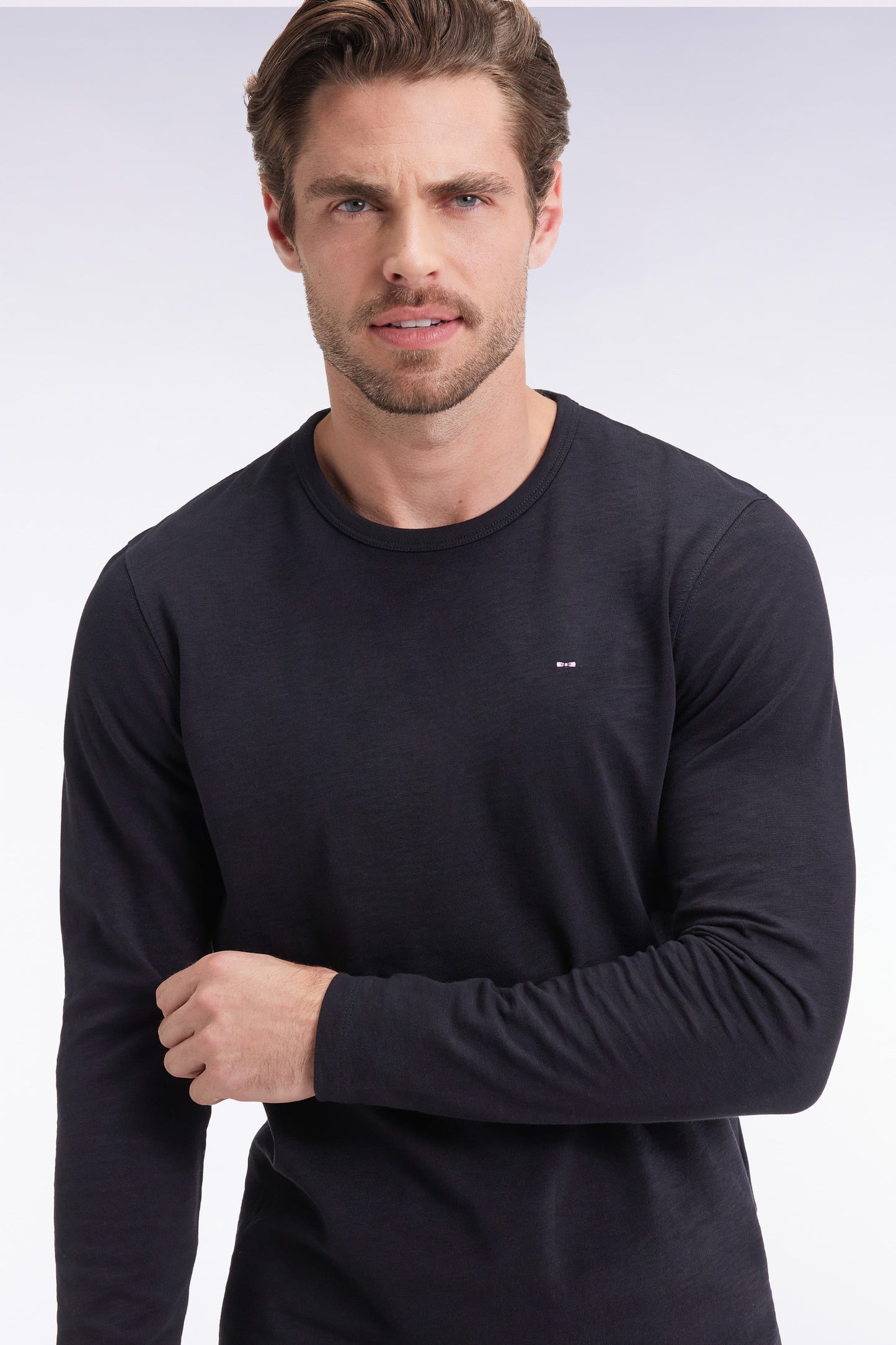 Long-sleeved T-shirt in black slub cotton