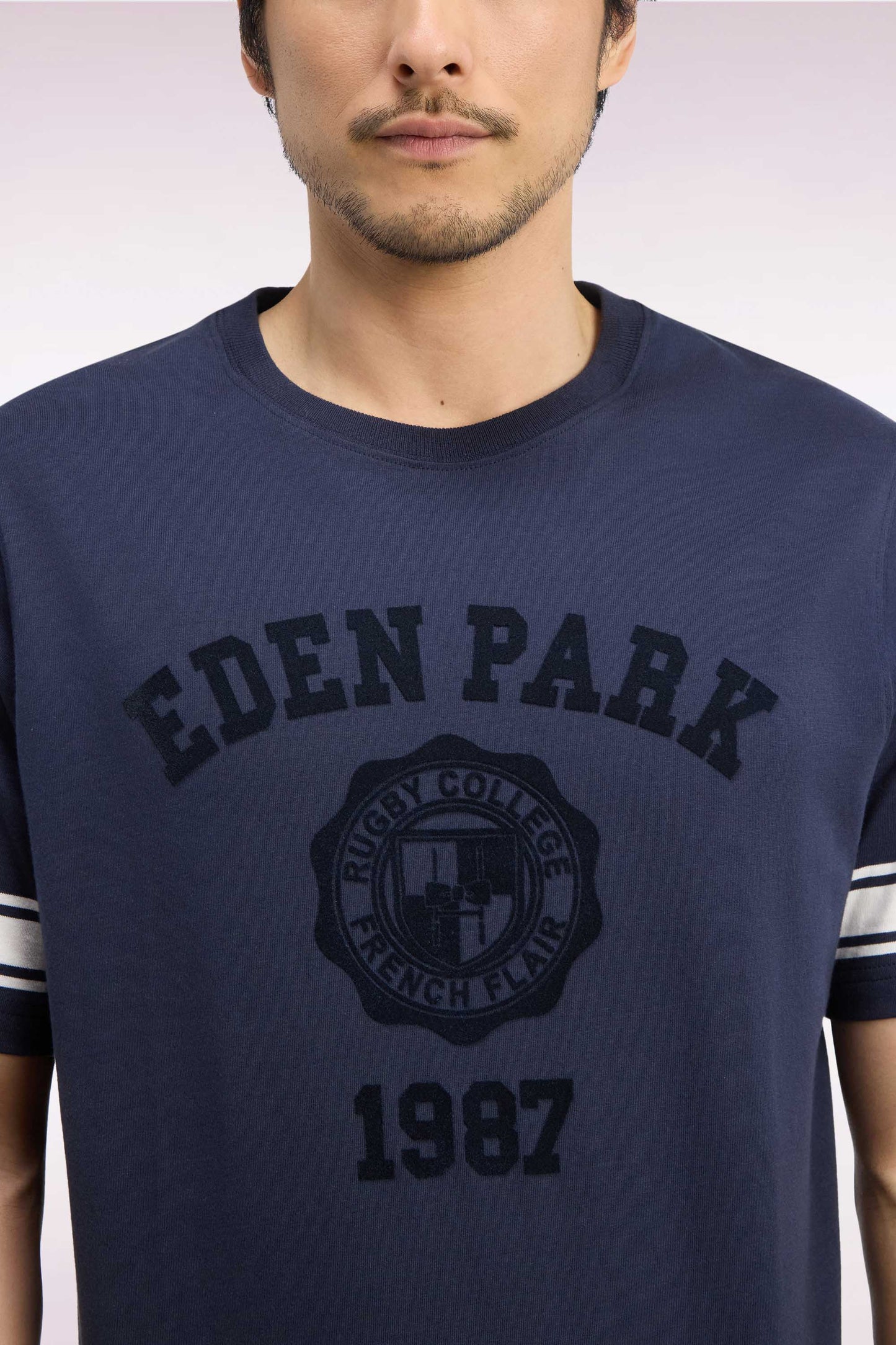 T-shirt manches courtes en coton marine sérigraphié coupe droite