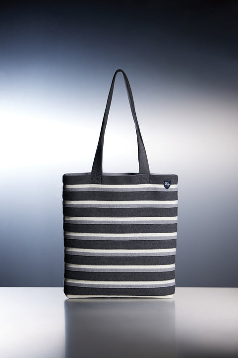 Tote bag en maille rayée tricolore upcyclé Pap'Atelier - Image 2