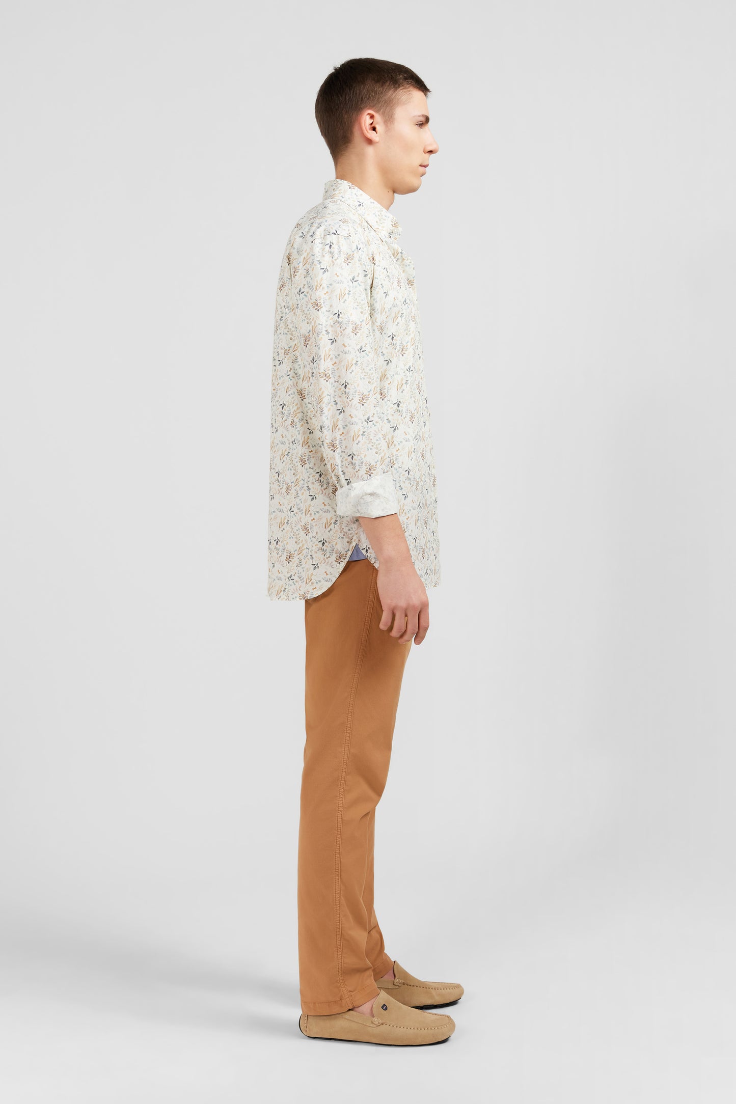 Ecru poplin shirt with foliage print