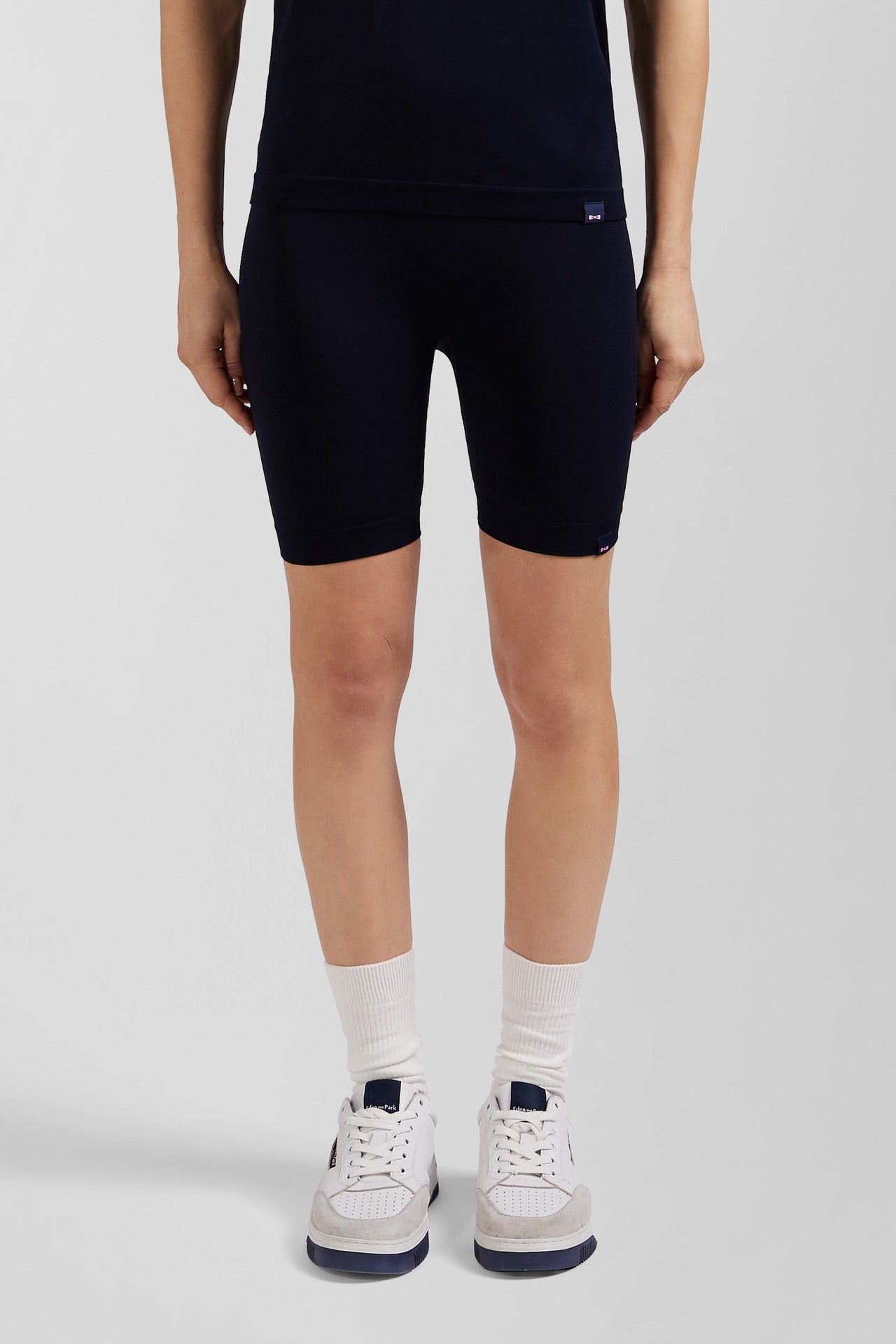 Cycliste de sport stretch bleu marine