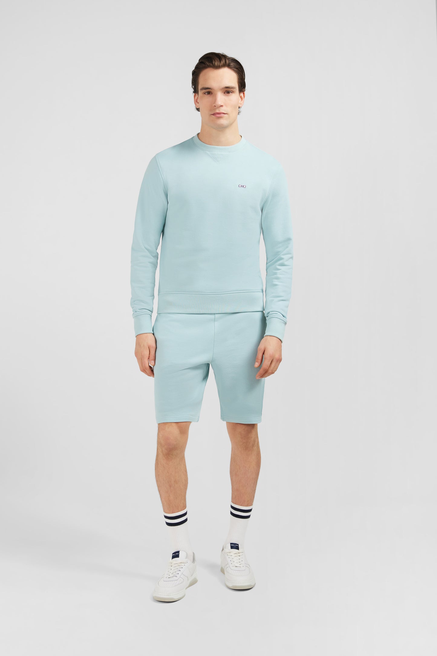 Green fleece round-neck sweatshirt with bow tie embroidery