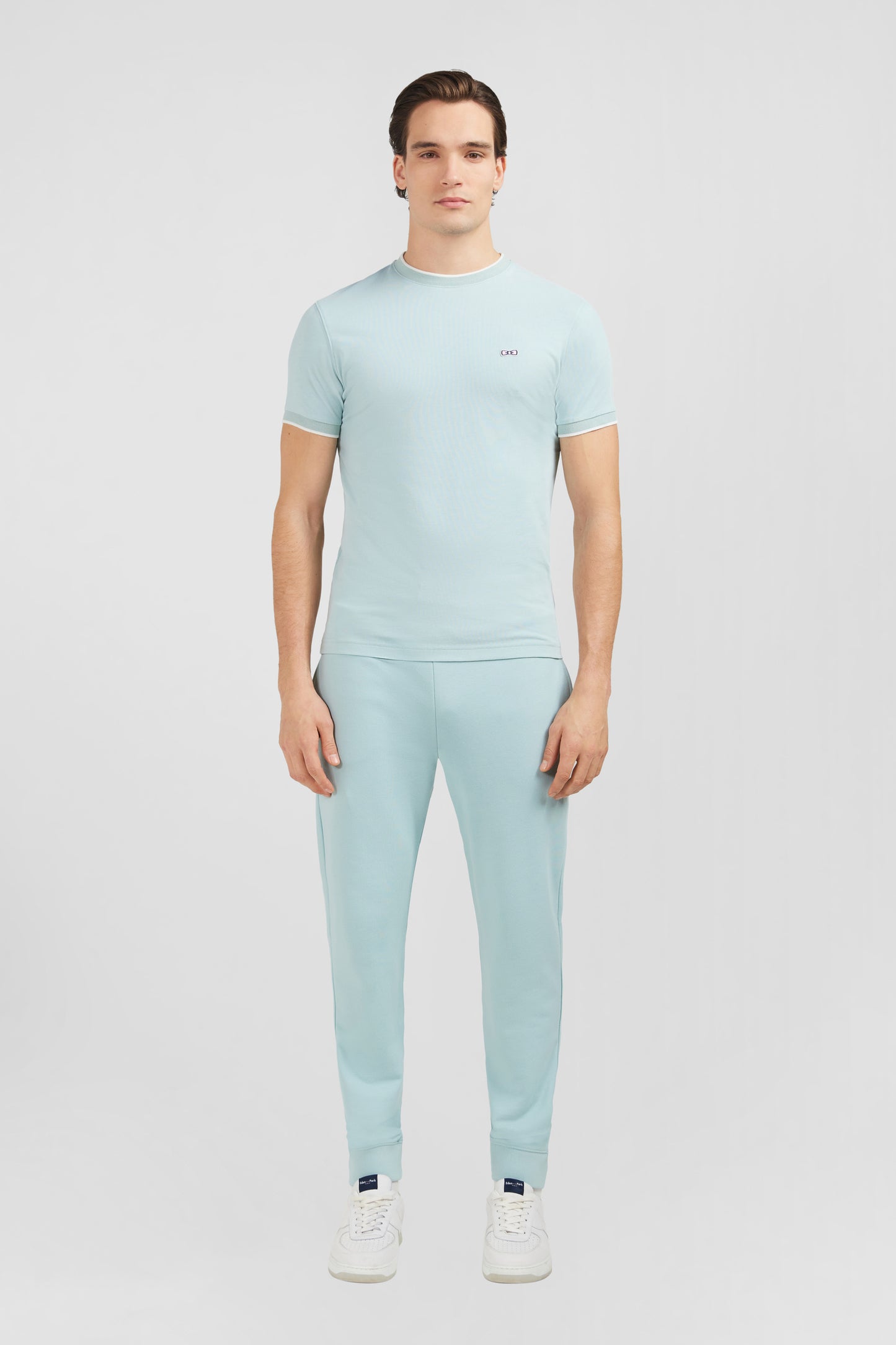 Plain green short-sleeved T-shirt in stretch cotton
