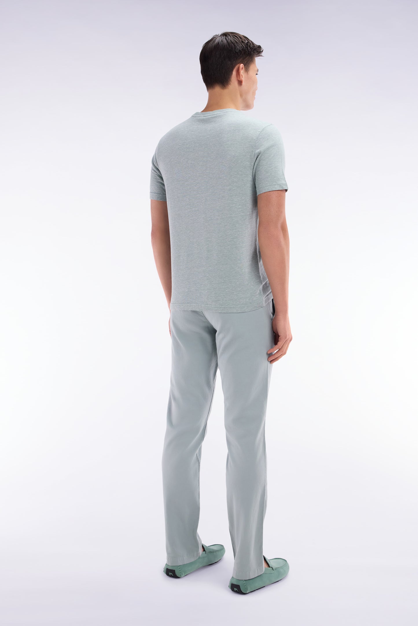 Pantalon chino sans pli en coton et lin stretch gris moyen coupe droite