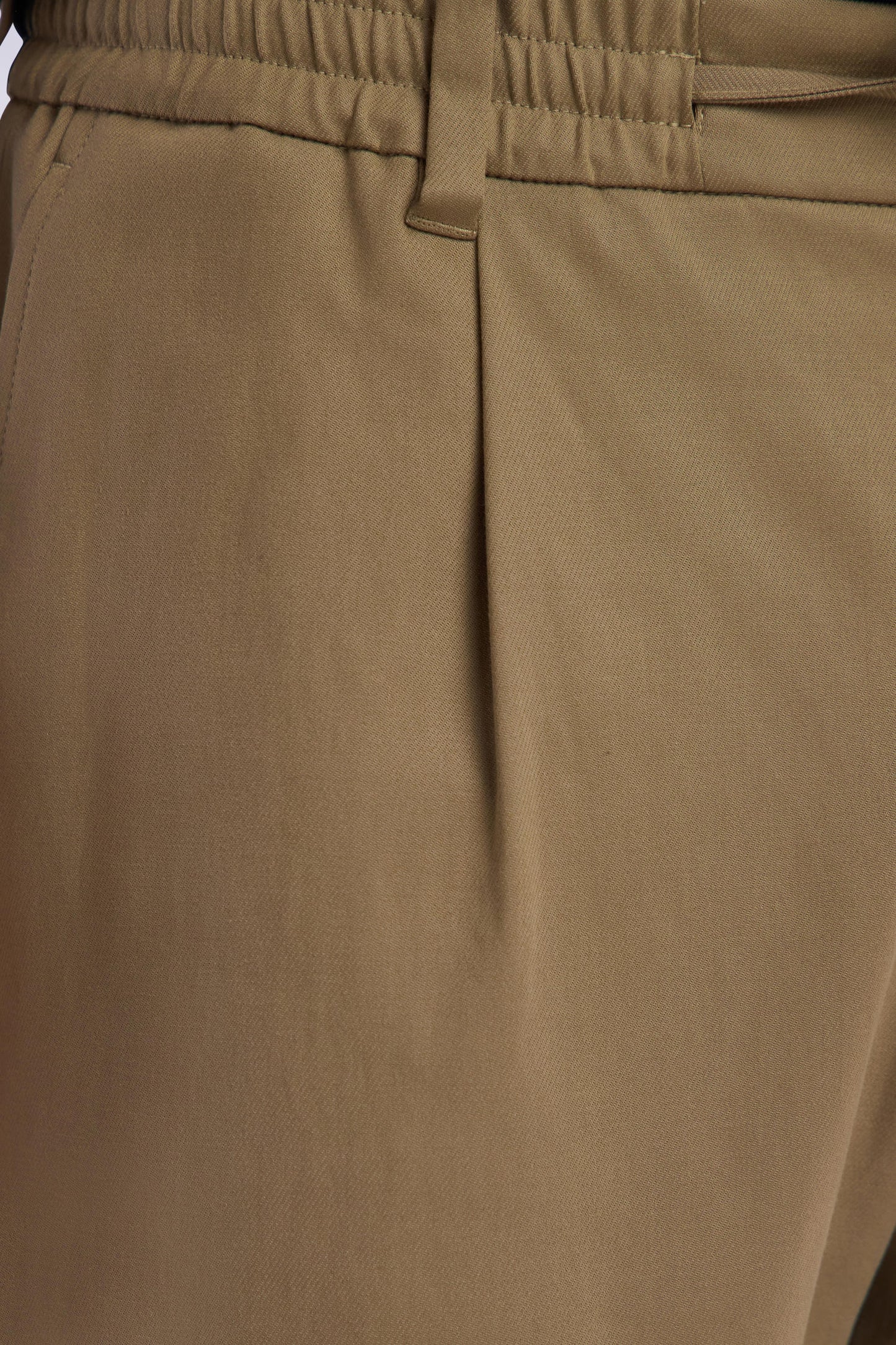 Elastic trousers in camel lyocell and stretch cotton