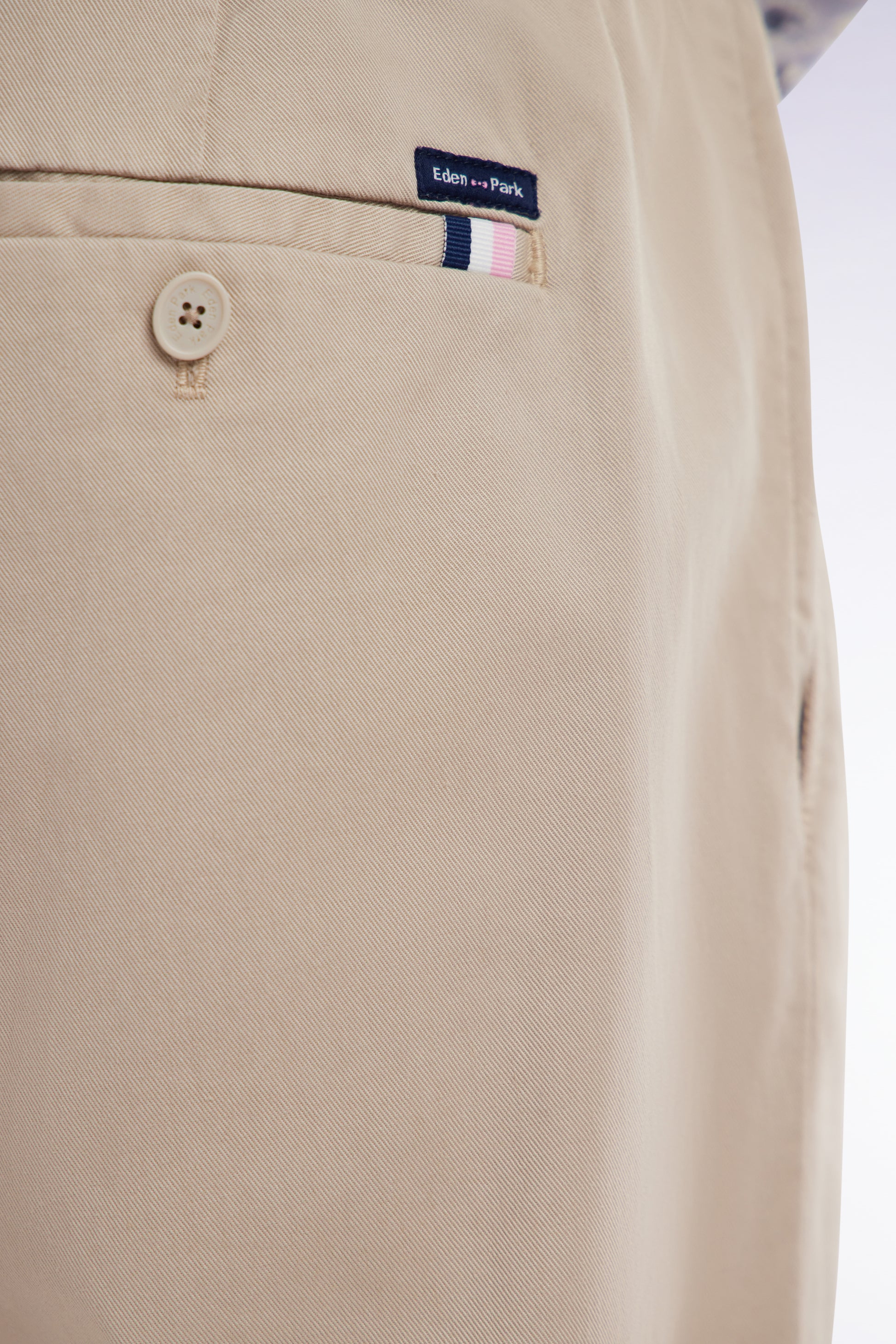 Pantalon chino à taille élastique en coton et lyocell stretch beige