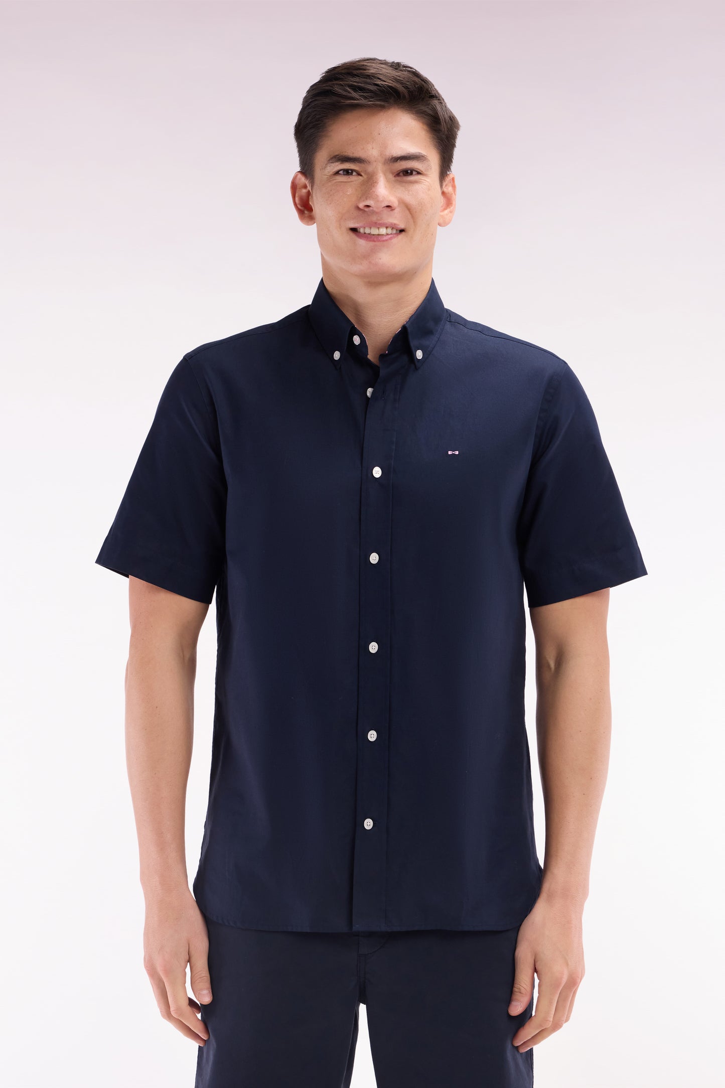 Straight short-sleeved shirt in navy cotton with Eden Park embroidery