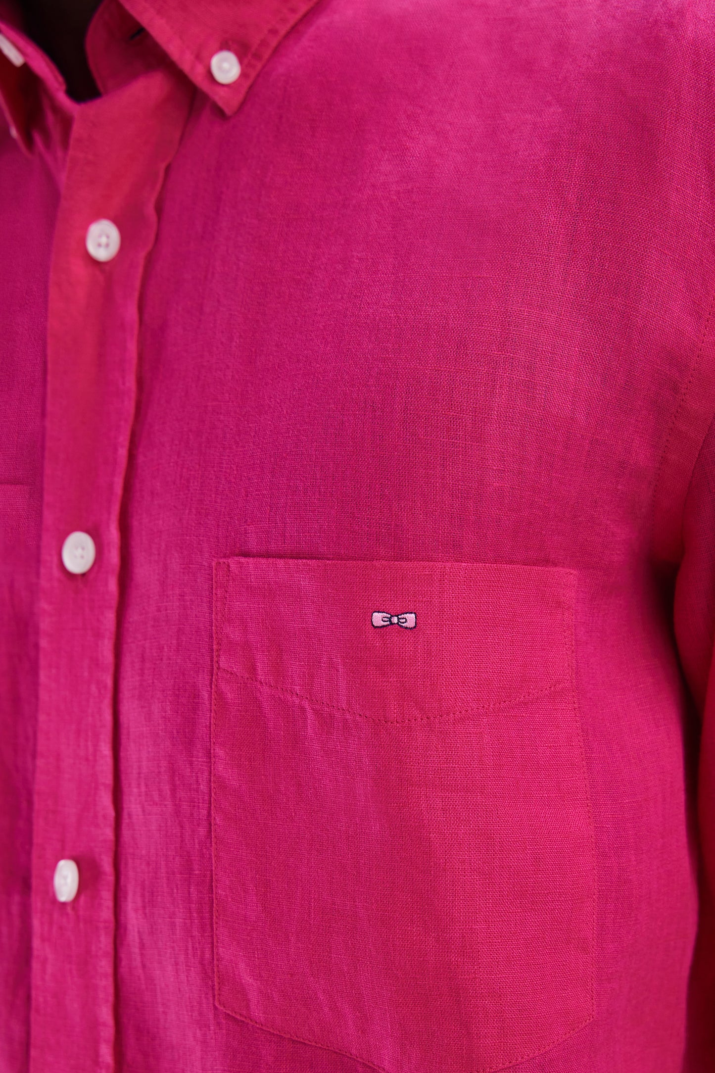 Straight-fit fuchsia linen shirt