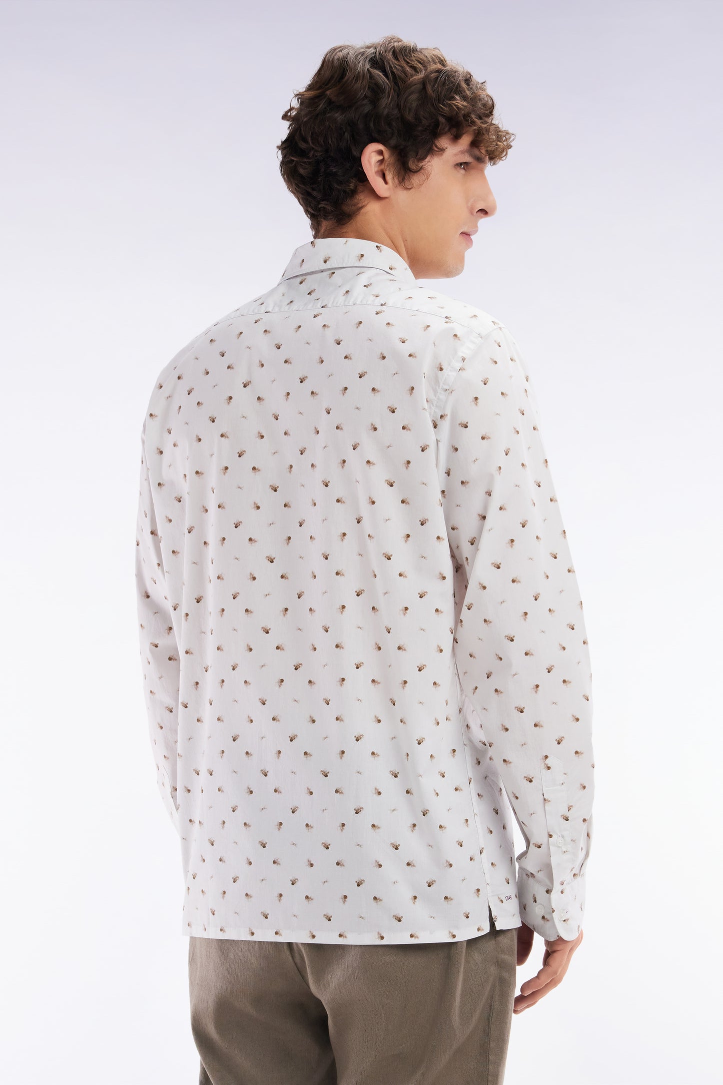 Straight-fit sand cotton poplin shirt with bow tie microprint