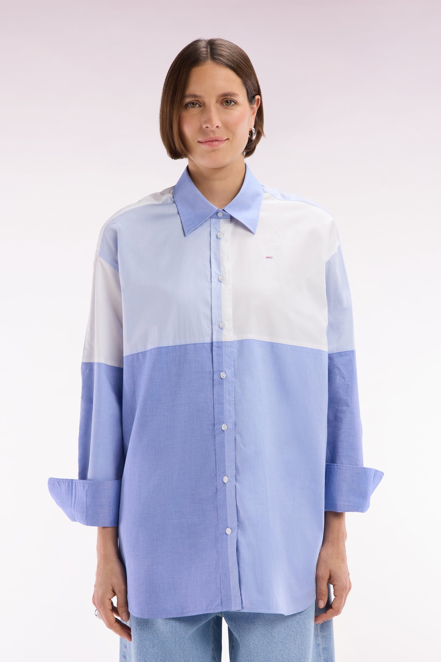 Chemise colorblock en popeline de coton bleue coupe oversized