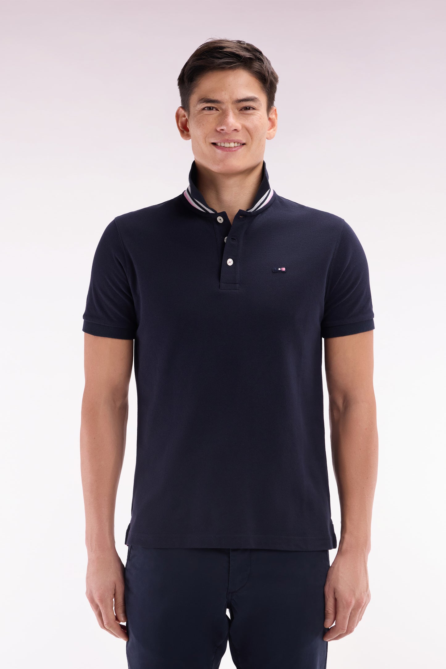 Straight-fit short-sleeved polo shirt in navy cotton piqué with tricolor embroidery