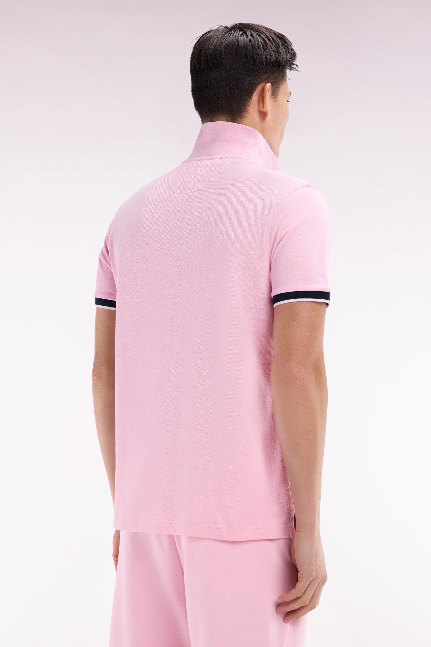 Polo à manches courtes en coton rose broderie 10 coupe décontractée