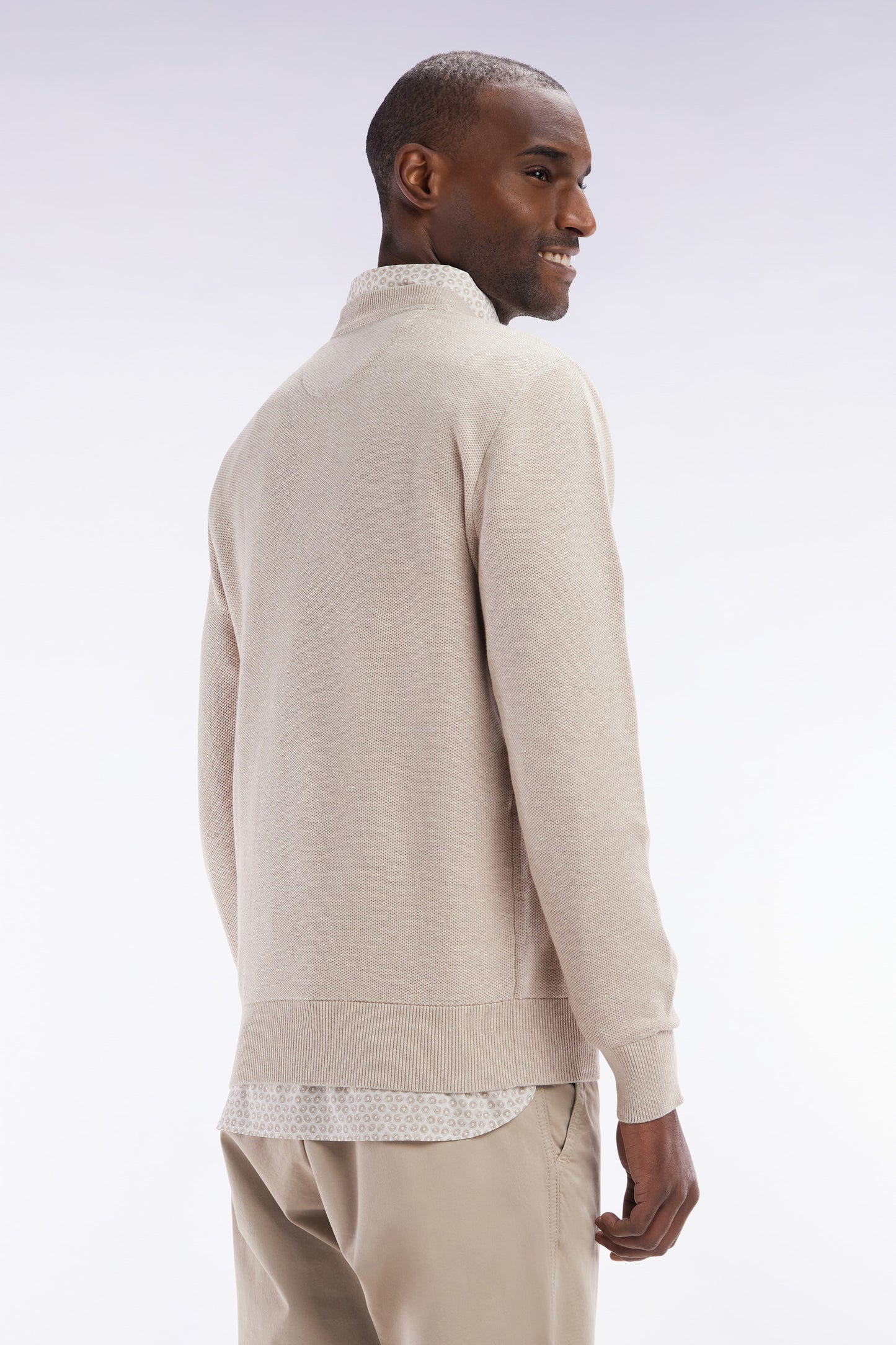 Pull col rond en coton nid d'abeille beige coupe droite