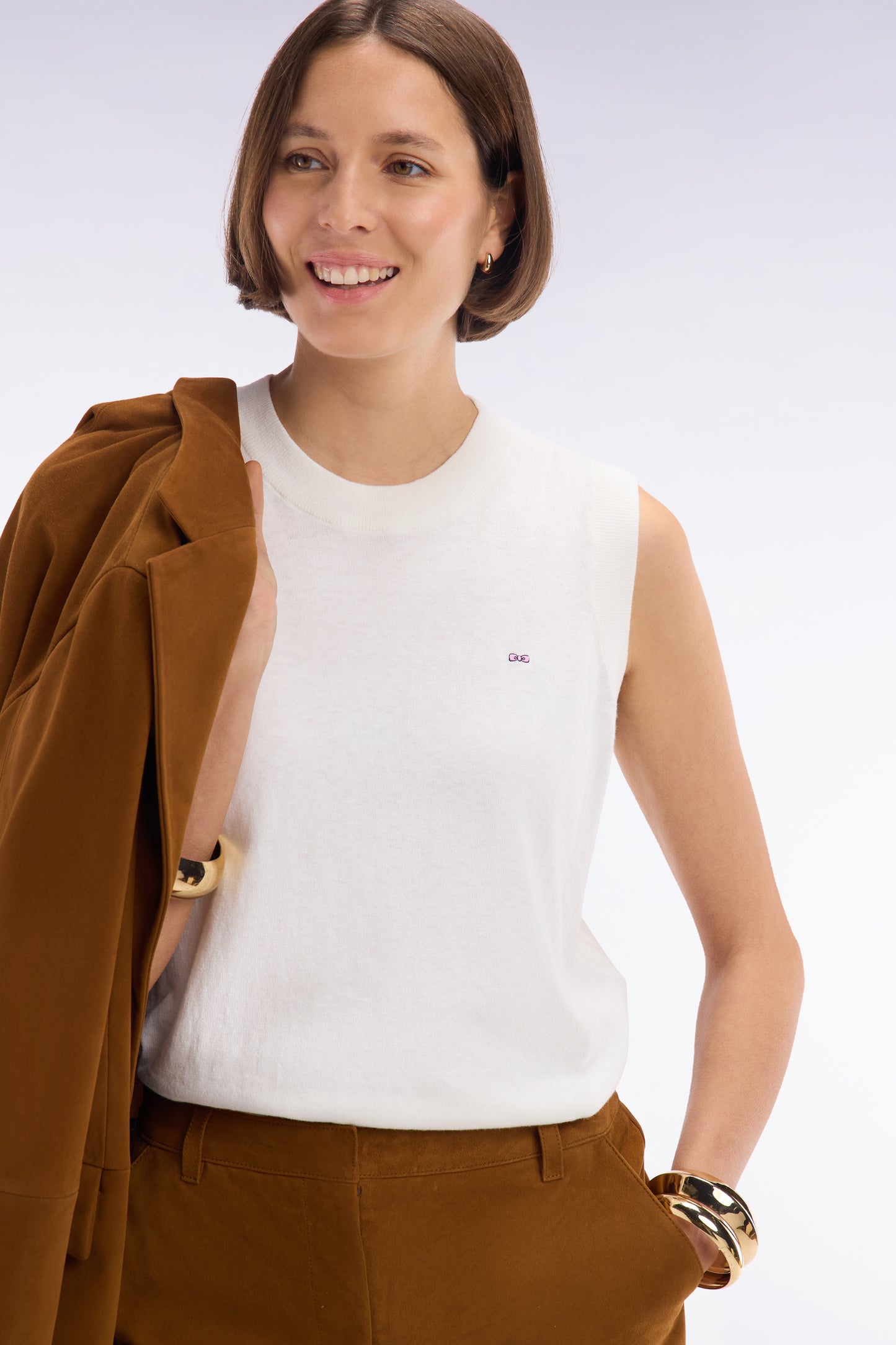 Pull débardeur fin à col rond en coton et soie mélangés écru coupe décontractée