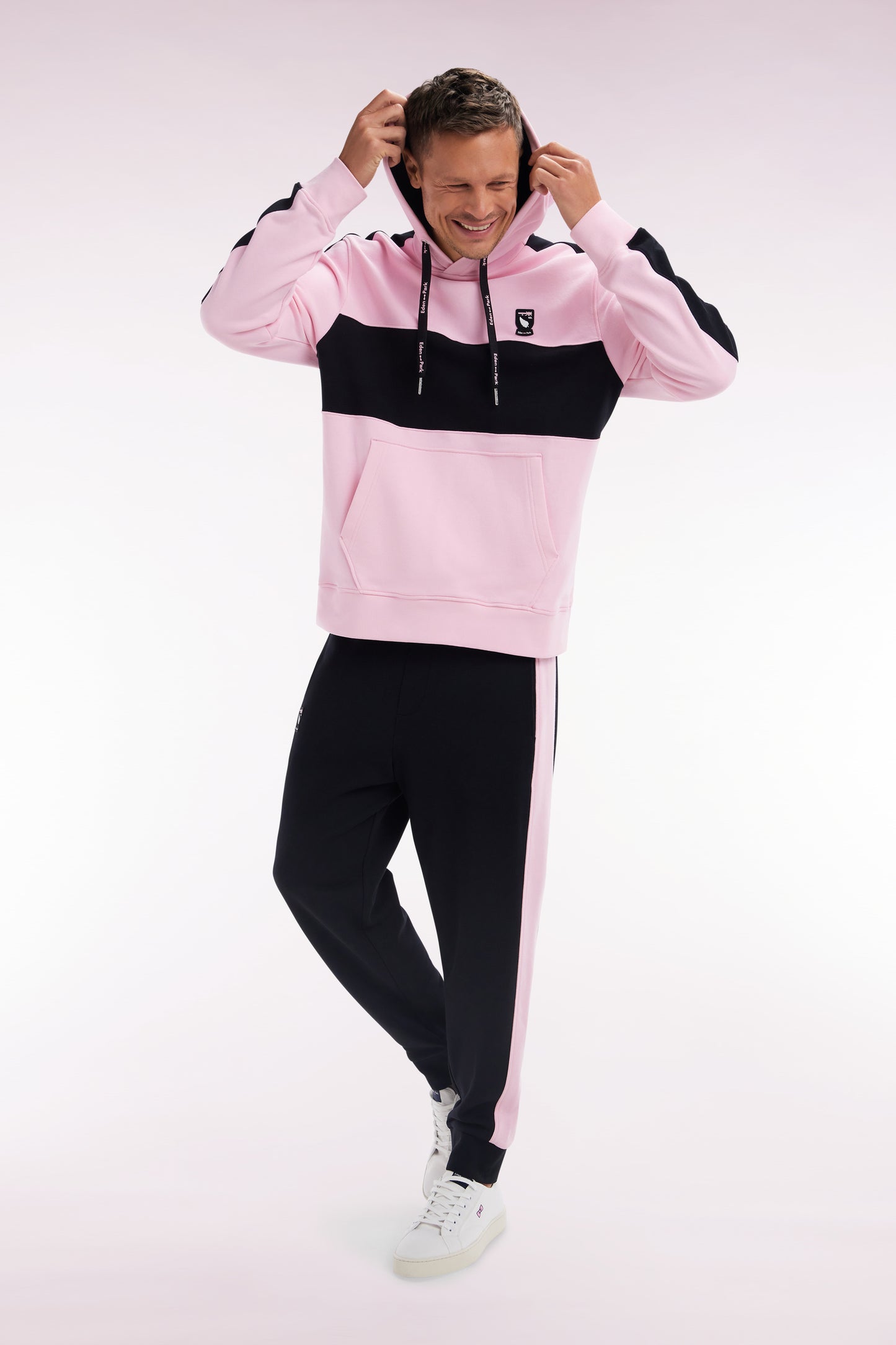 Relaxed-fit New Zealand pink cotton hoodie