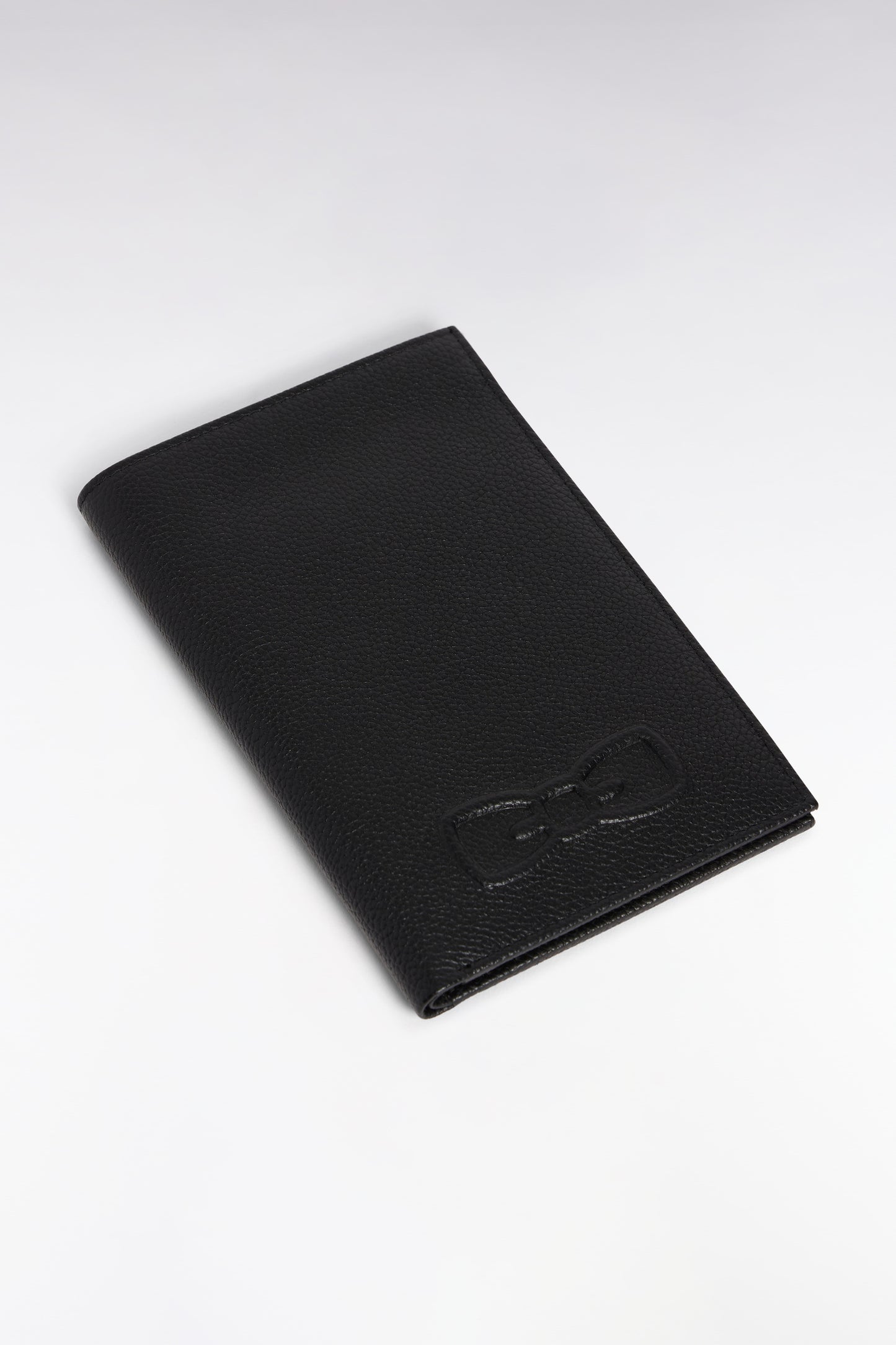 French format wallet in black grained leather