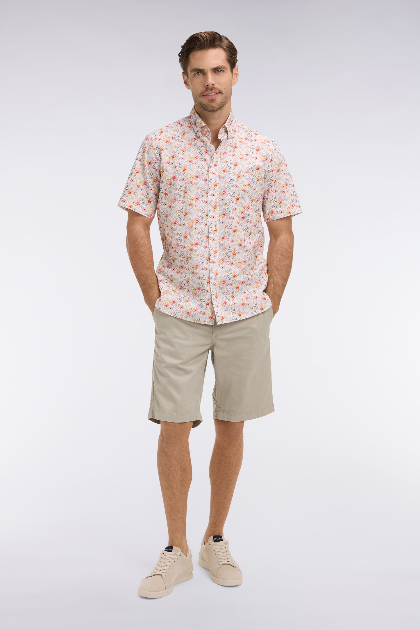 Chino Bermuda shorts in light gray stretch gabardine