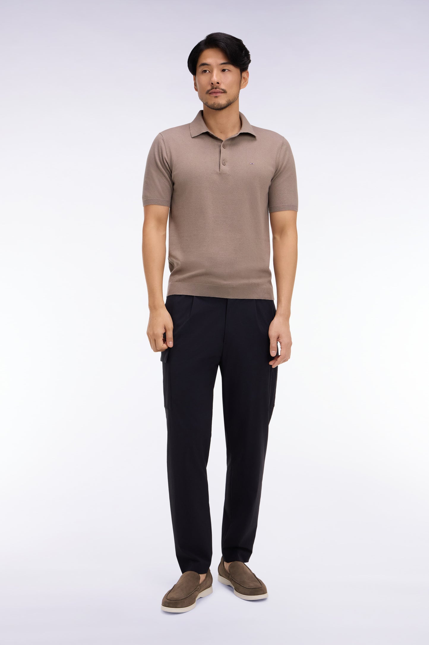 Modern cut navy technical fabric cargo pocket pants