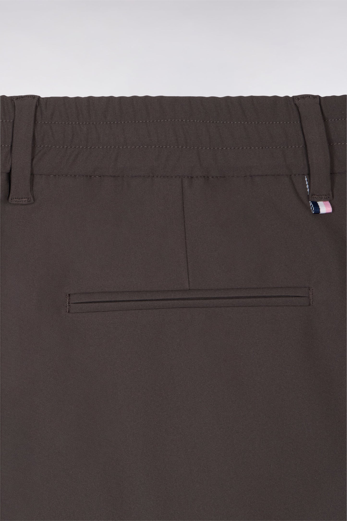 Pantalon taille élastiquée en tissu technique gris coupe Modern