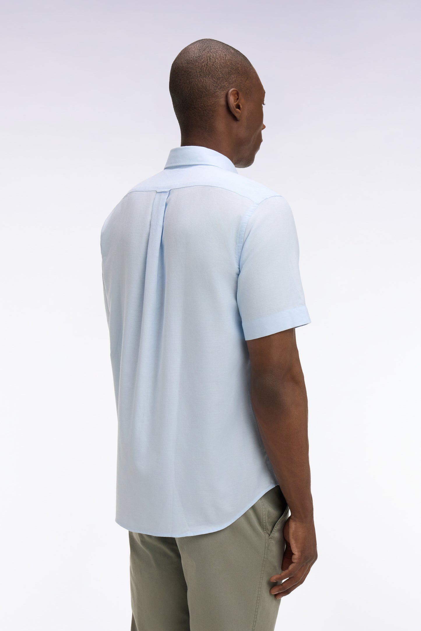 Short-sleeved shirt in sky blue cotton pique