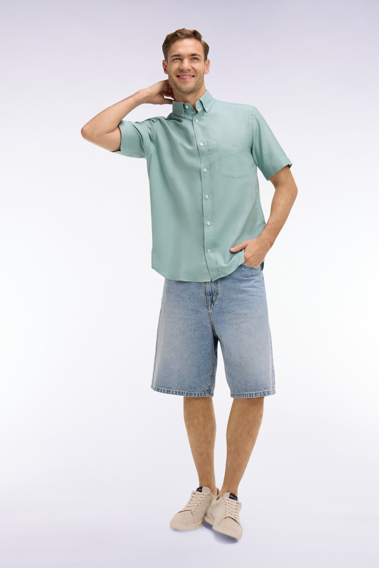 Short-sleeved shirt in sea green cotton pique