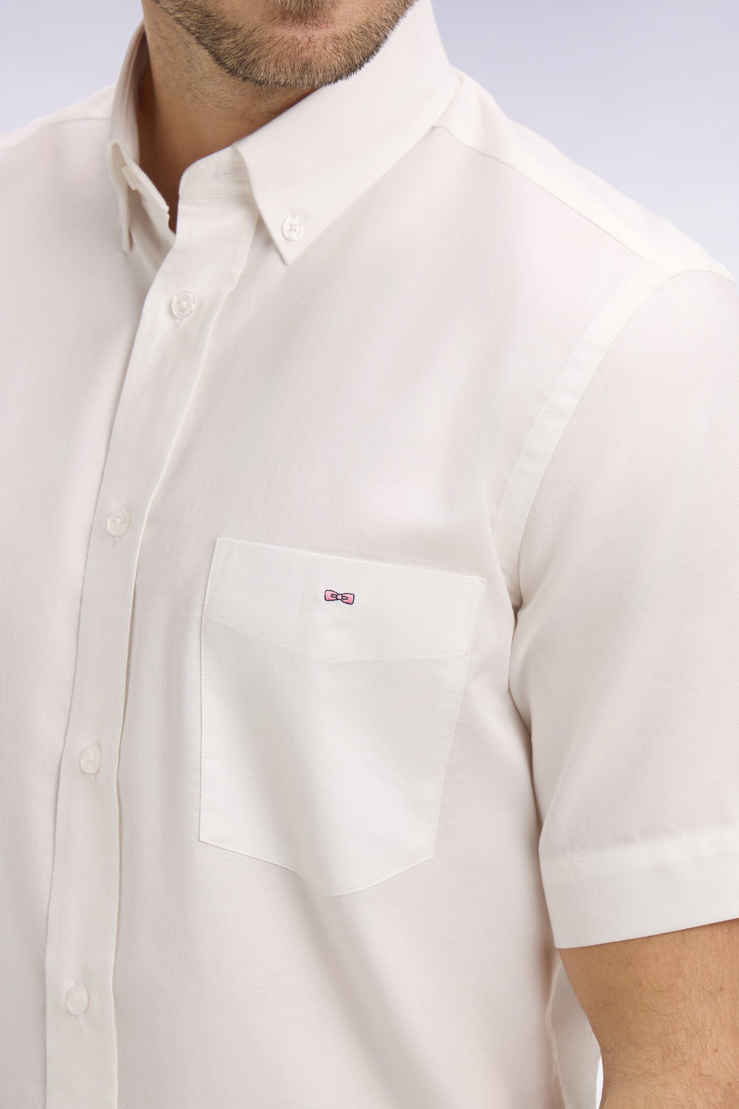 Short-sleeved shirt in white yarn-dyed cotton