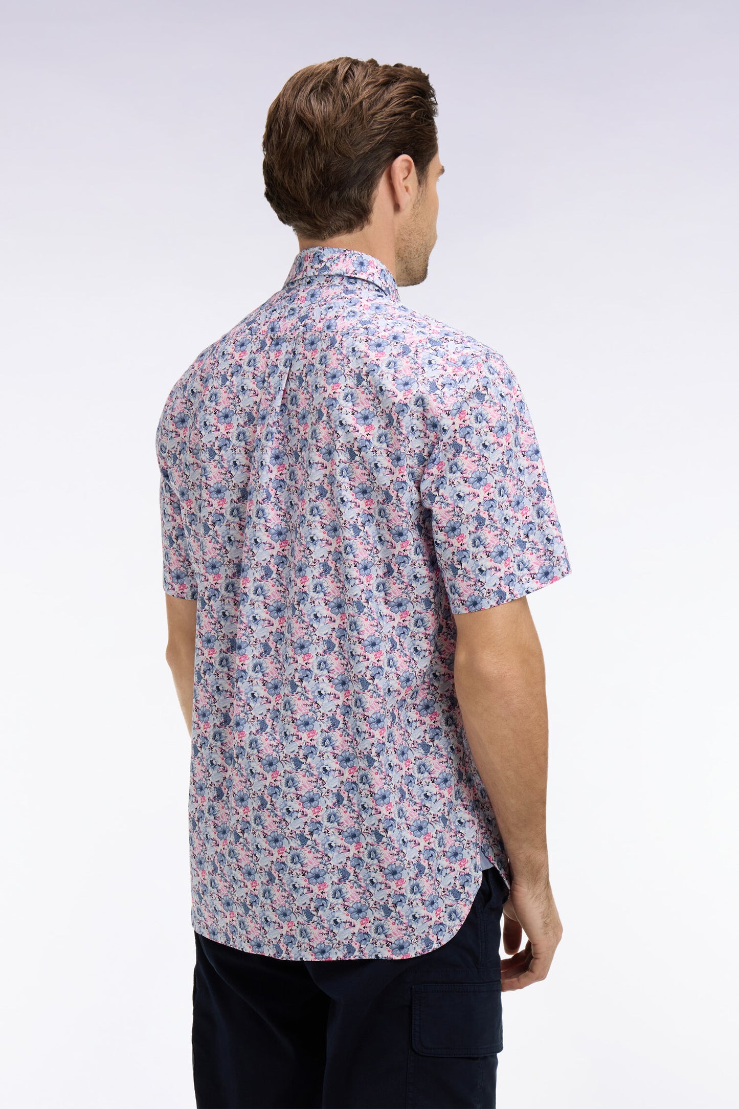 Short-sleeved cotton shirt with pink and blue floral pattern
