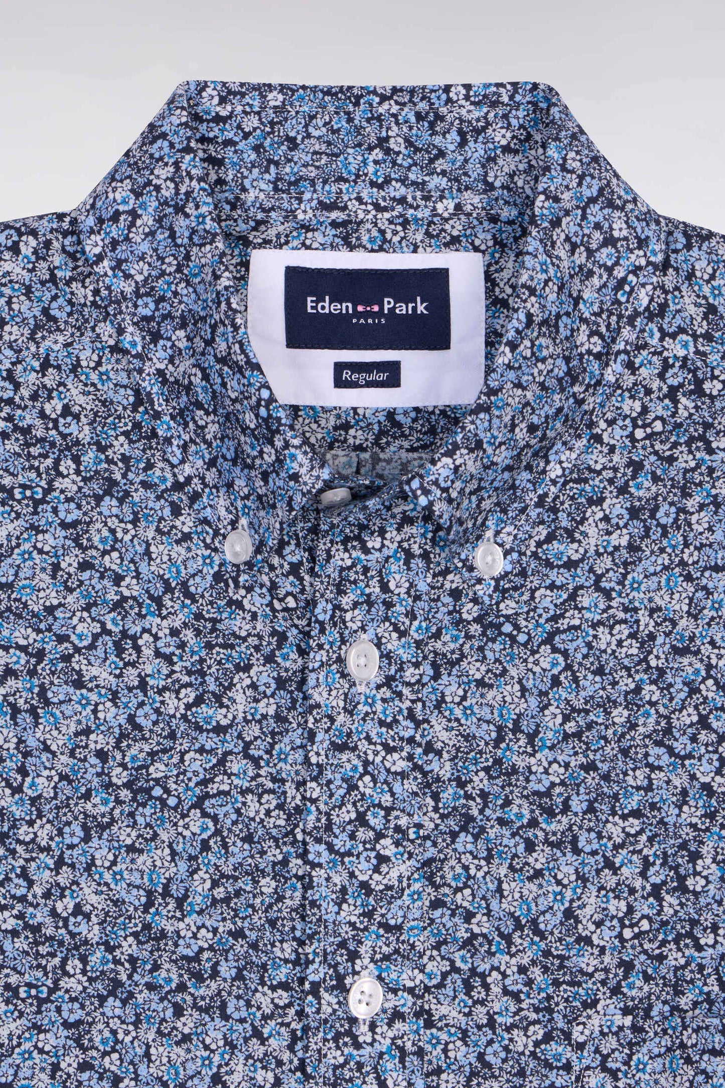 Chemise à manches courtes en coton bleu à micromotif floral